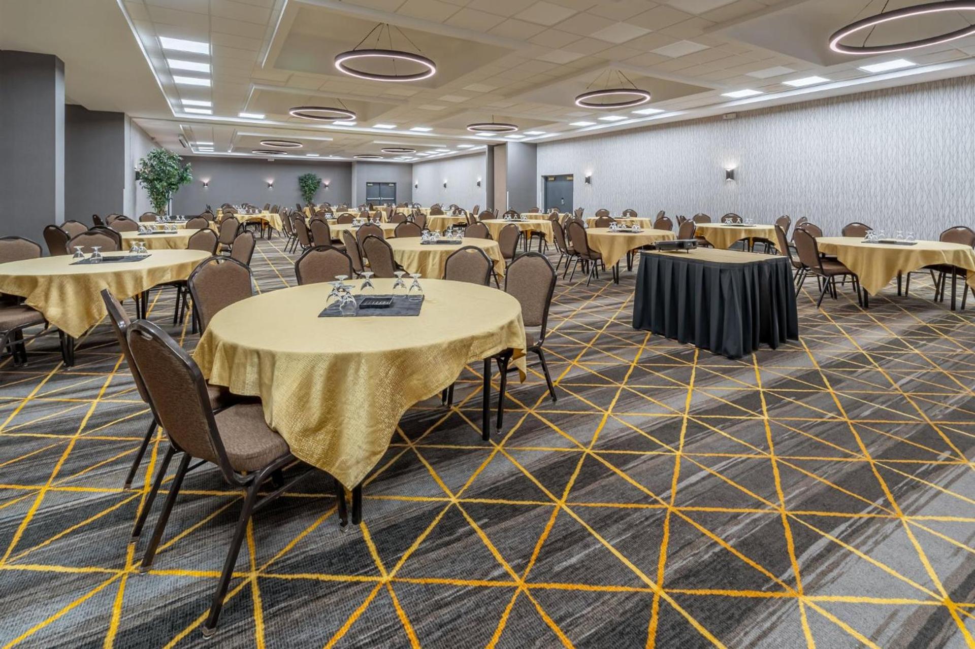 Holiday Inn & Suites Wausau-Rothschild by IHG photo 38