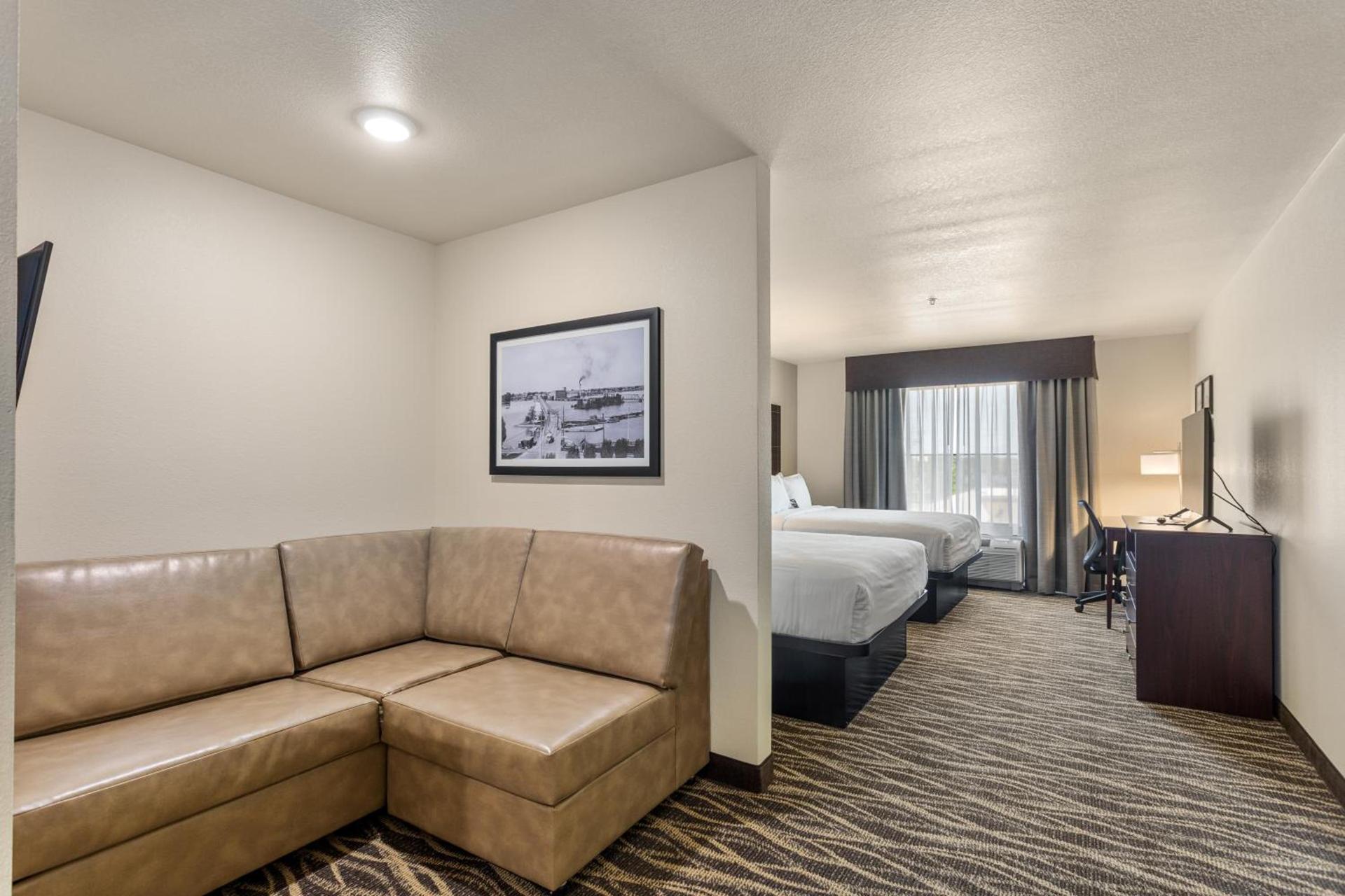 Cobblestone Hotel & Suites - De Pere Green Bay photo 21