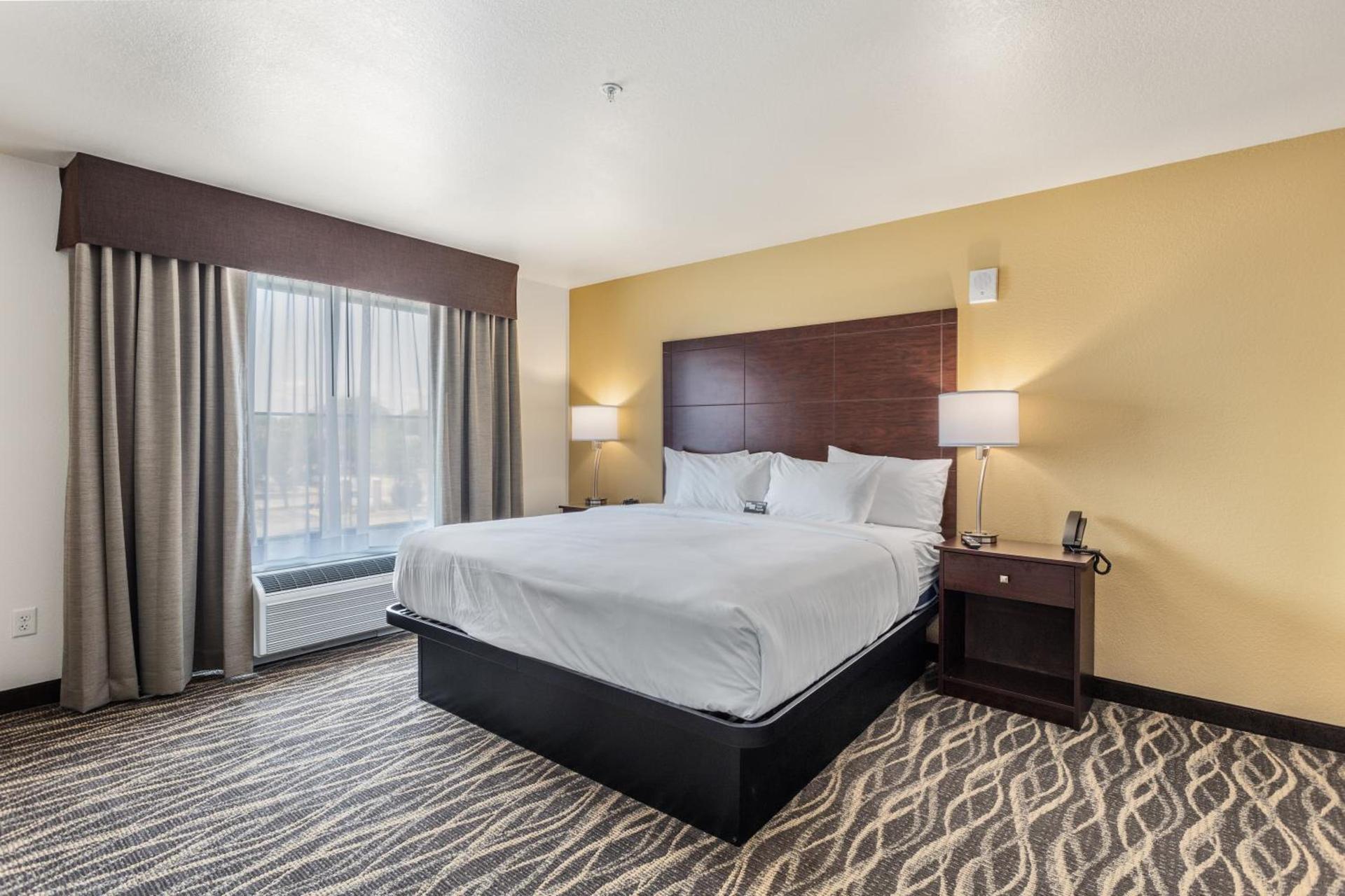 Cobblestone Hotel & Suites - De Pere Green Bay photo 29