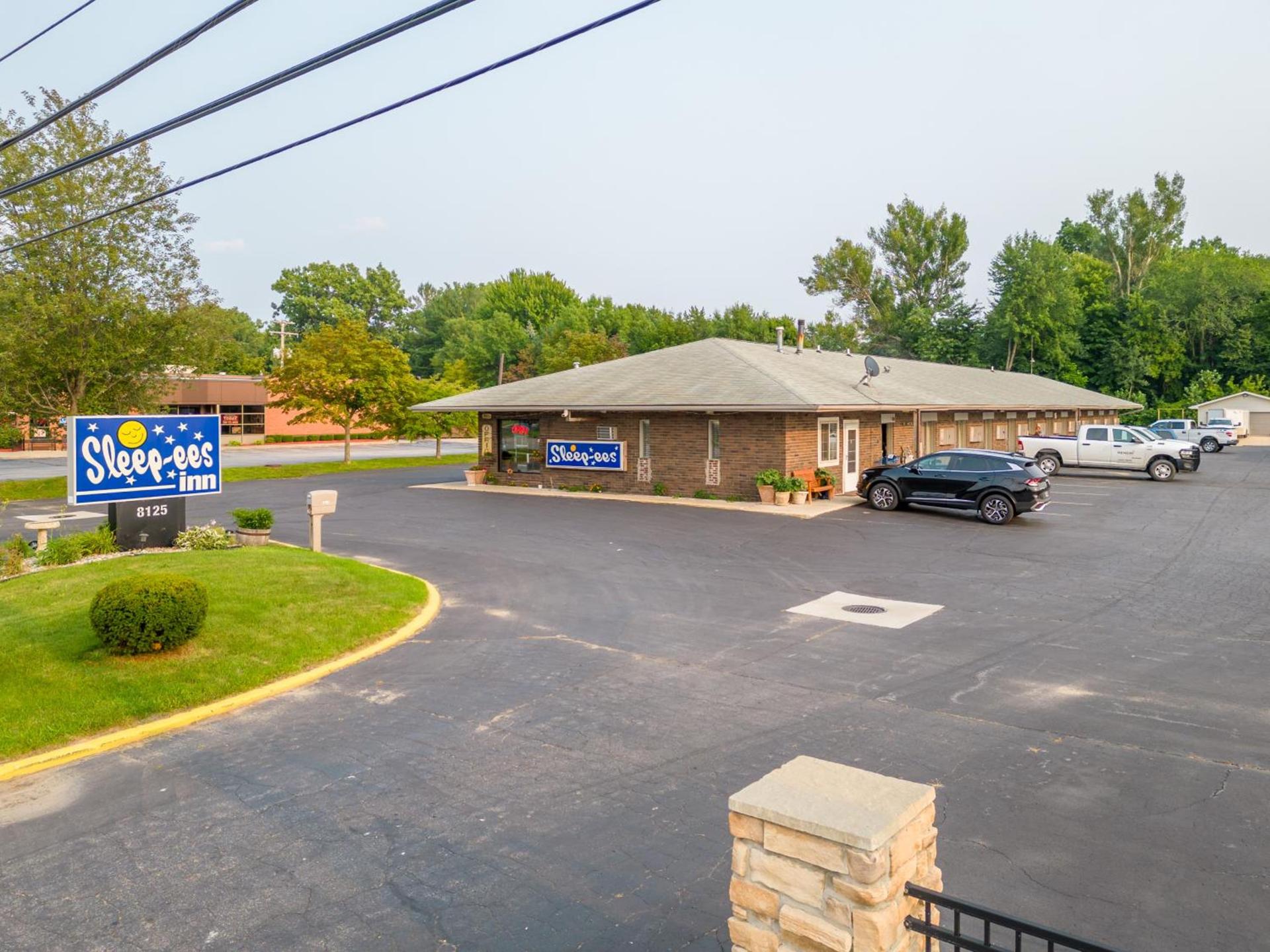 Sleep-ees Inn, Saginaw & Frankenmuth photo 5