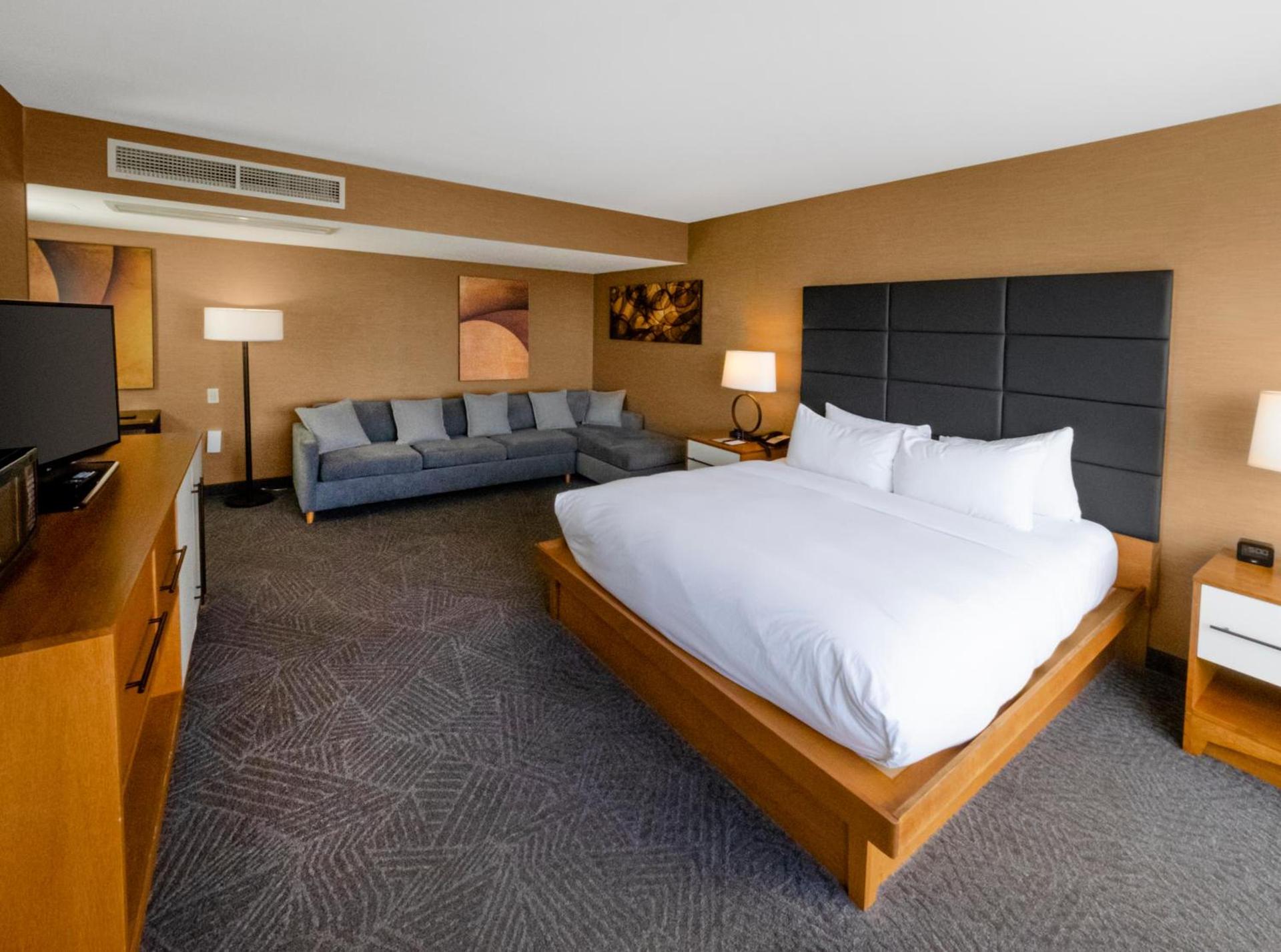 DoubleTree by Hilton Hotel Niagara Falls New York photo 67