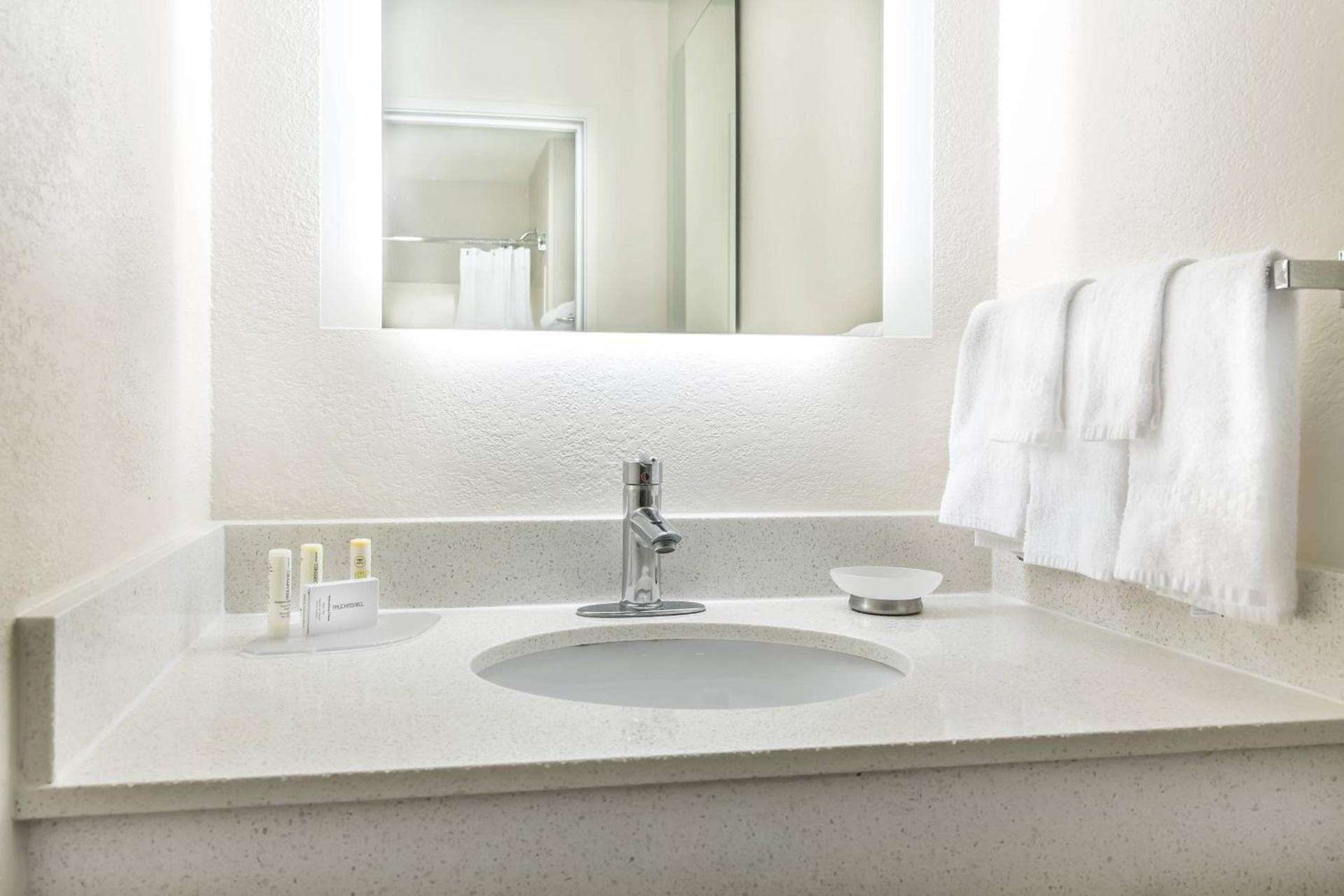 SpringHill Suites by Marriott Houston Brookhollow photo 14