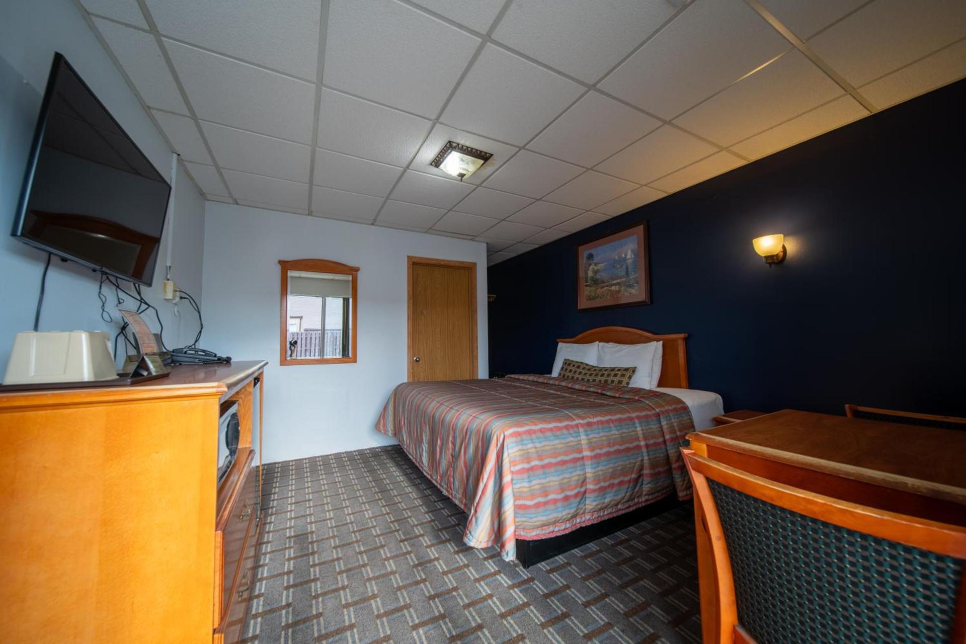 Sleep-ees Inn, Saginaw & Frankenmuth photo 19