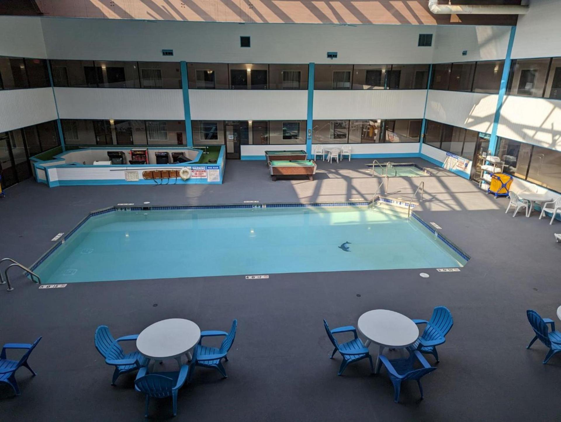Woodfield Inn and Suites photo 26