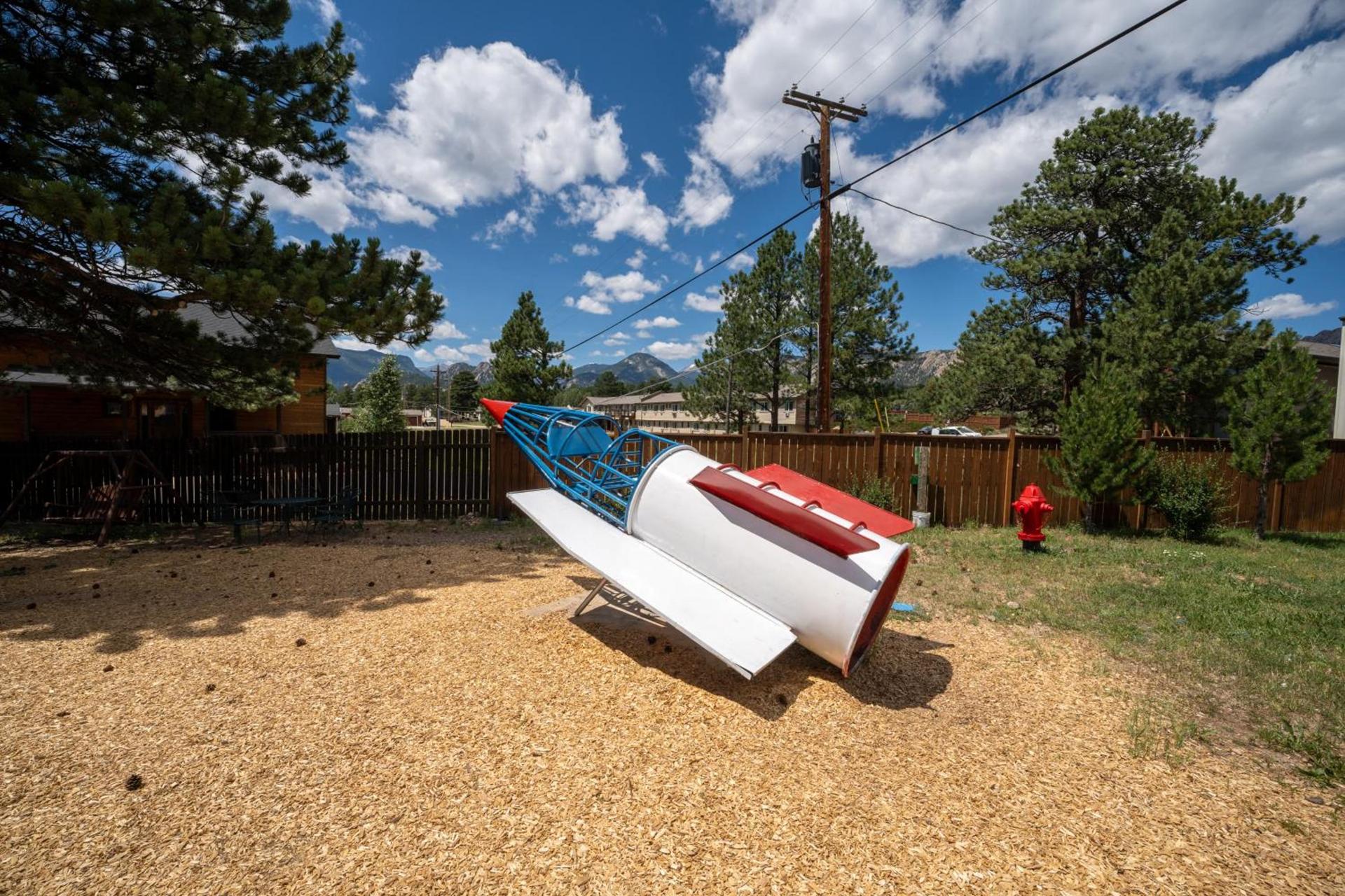 Hotel Estes photo 42