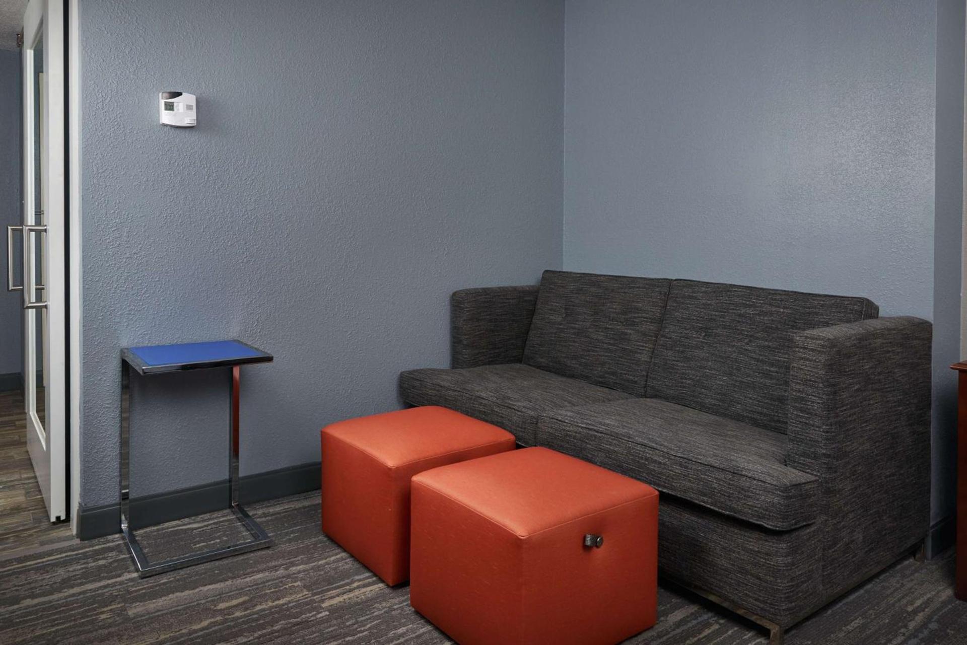Hampton Inn Beaumont photo 25