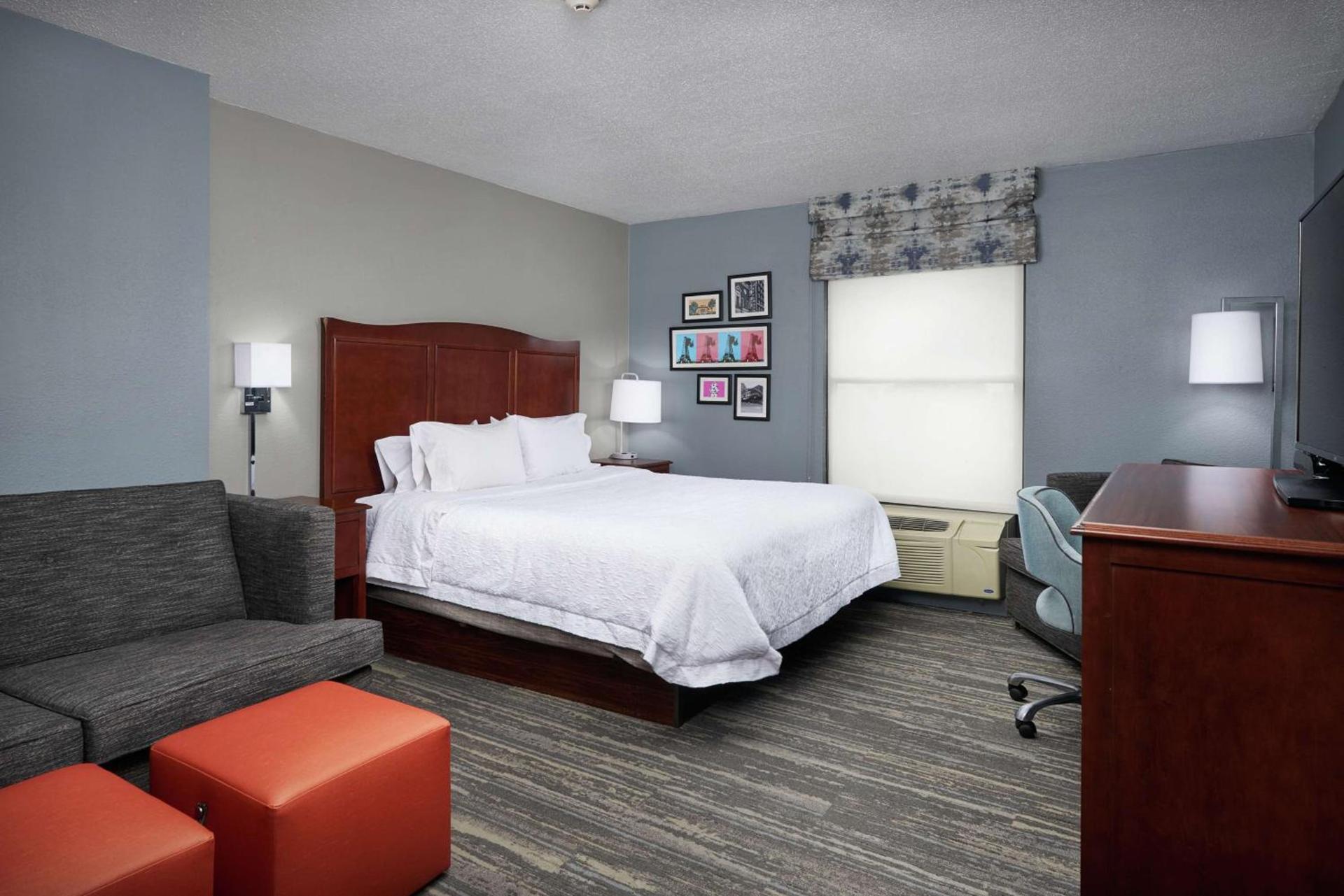 Hampton Inn Beaumont photo 12