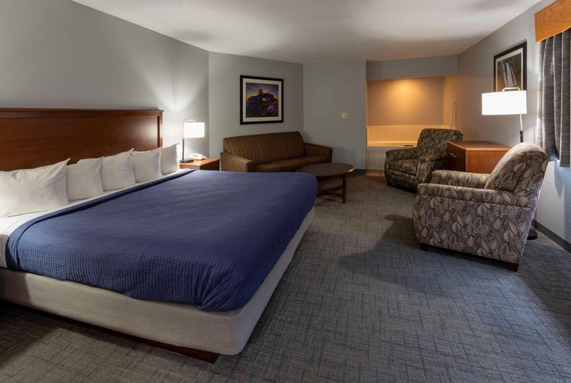 Black Beach Inn by GrandStay photo 12