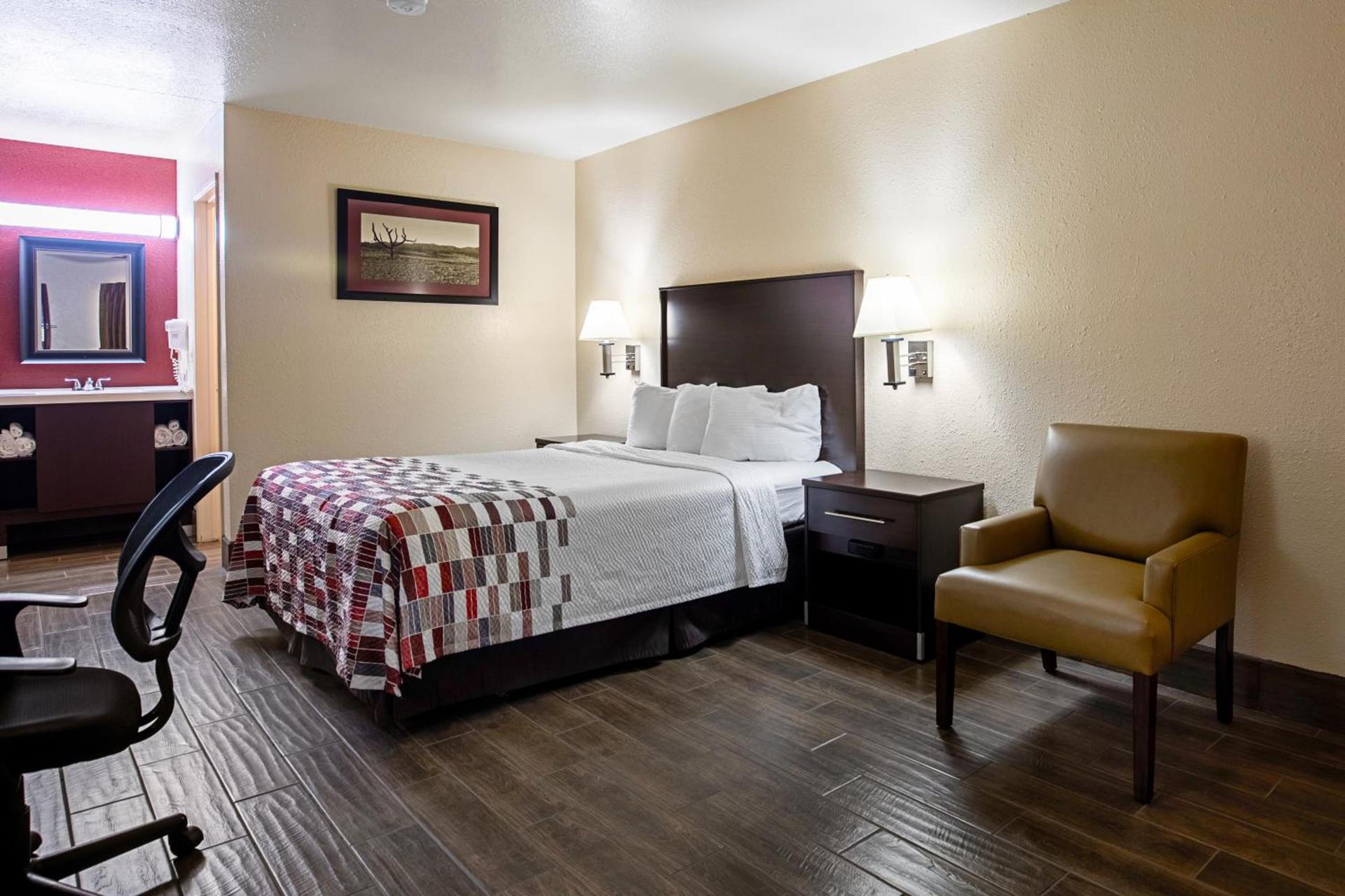 Baymont by Wyndham Kingman photo 5