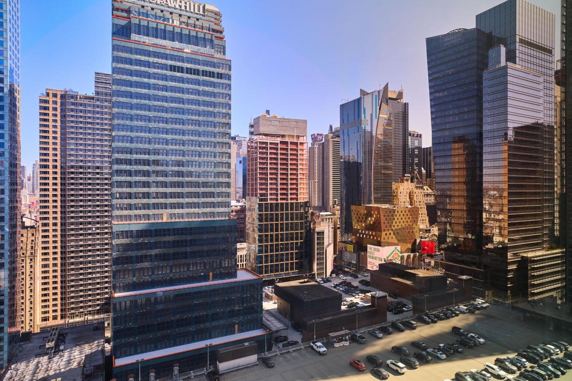 Delta Hotels by Marriott New York Times Square photo 1
