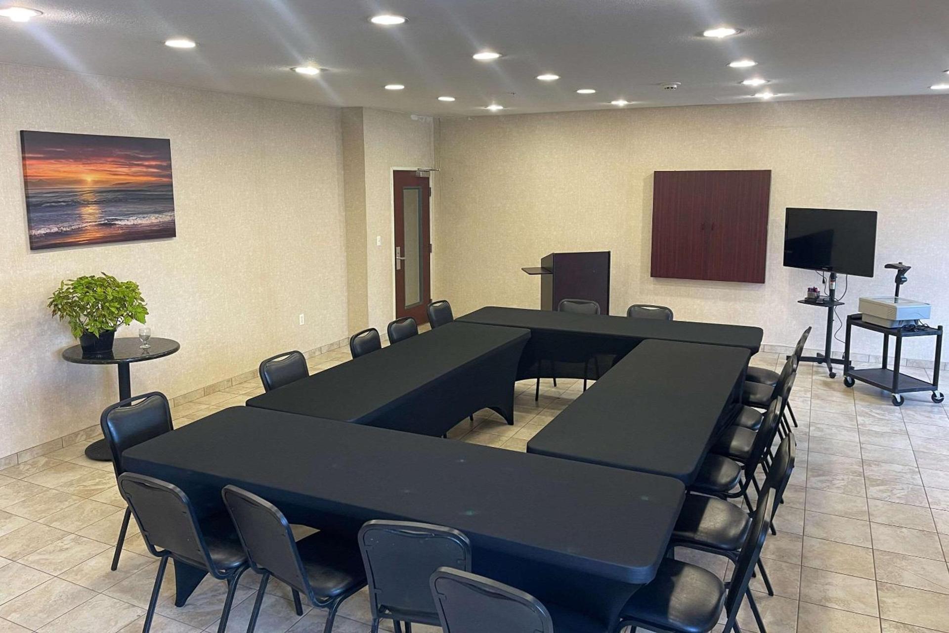 MainStay Suites Texas Medical Center-Reliant Park photo 1