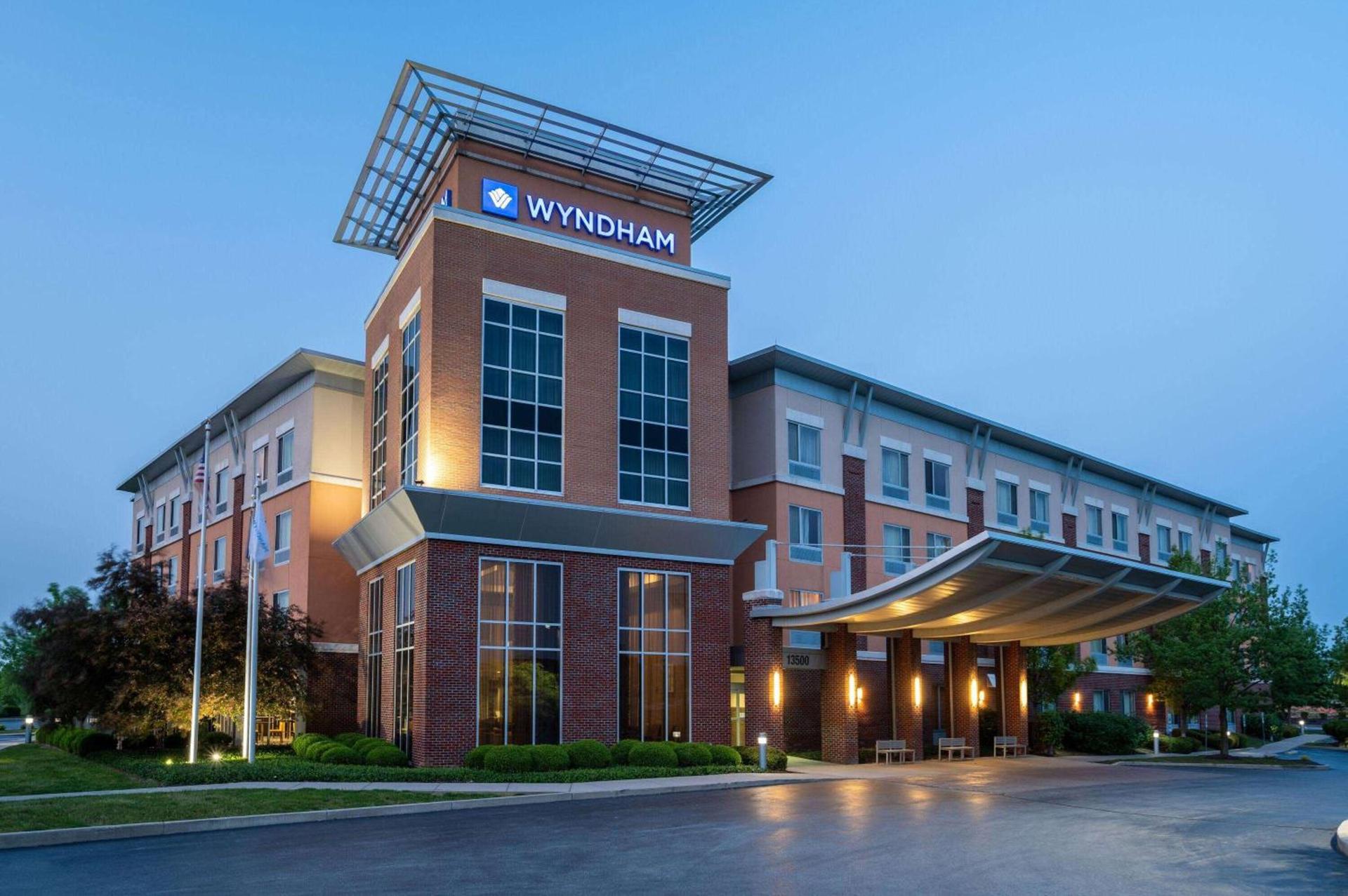 Wyndham Noblesville photo 2