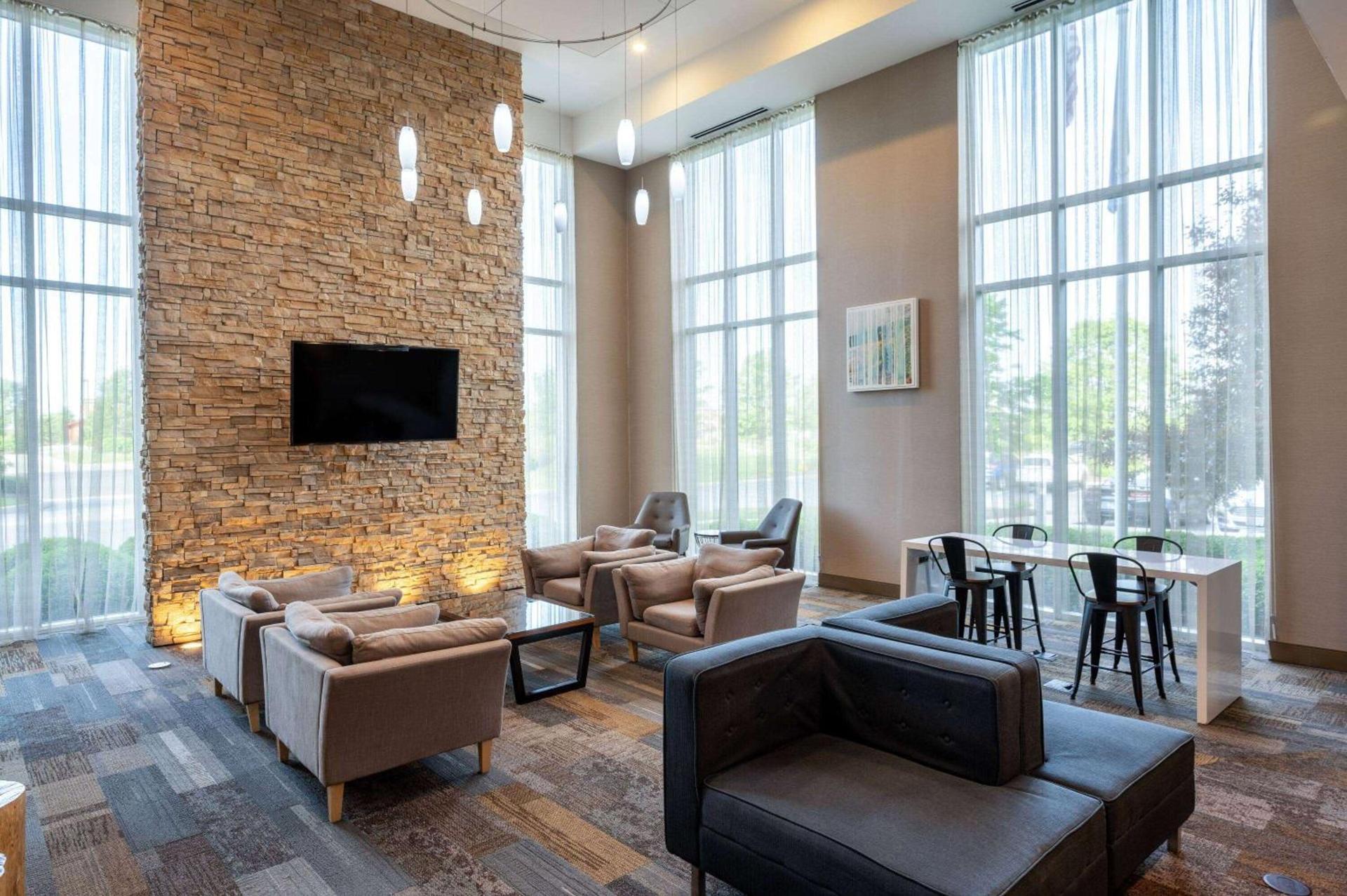 Wyndham Noblesville photo 4
