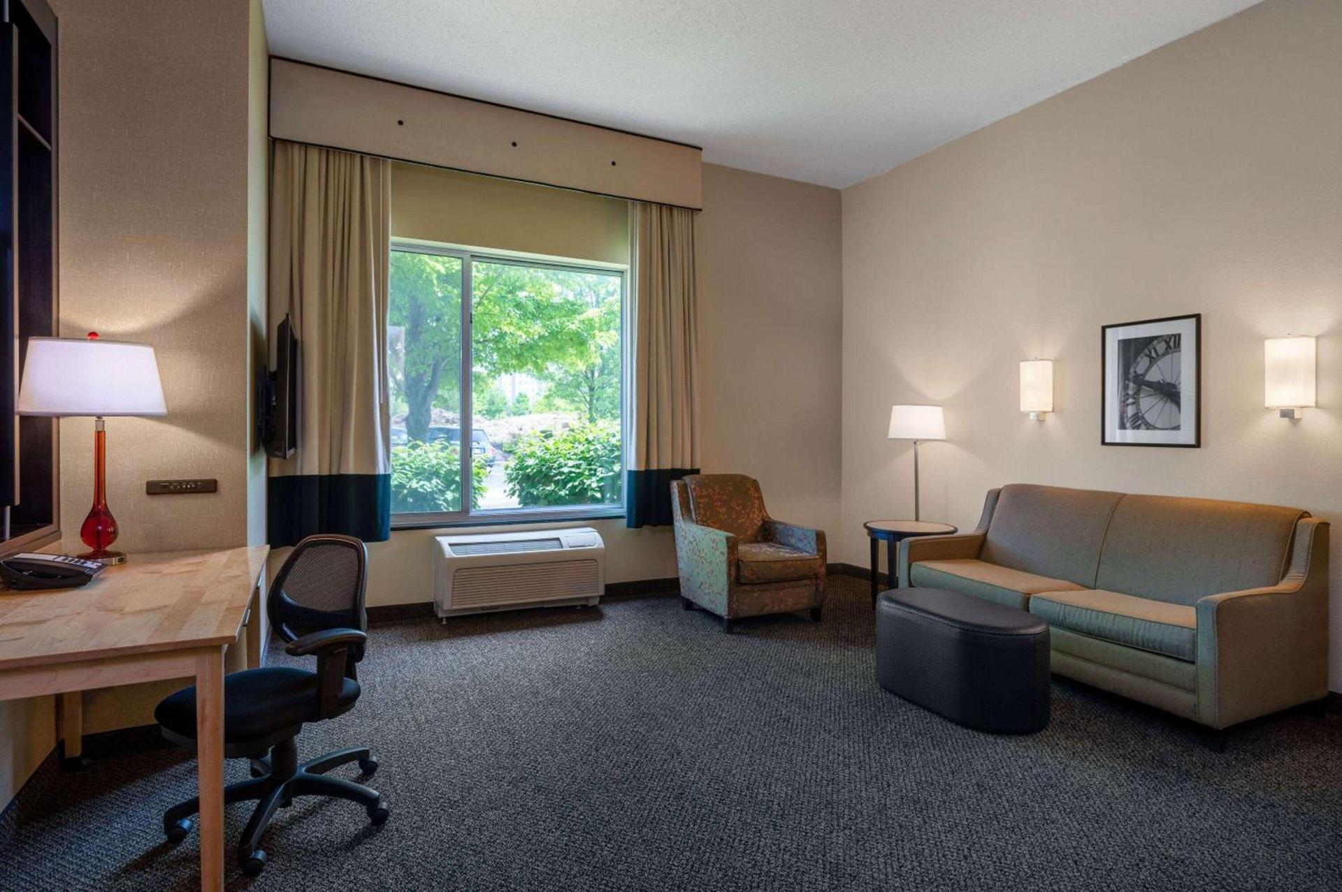 Wyndham Noblesville photo 7