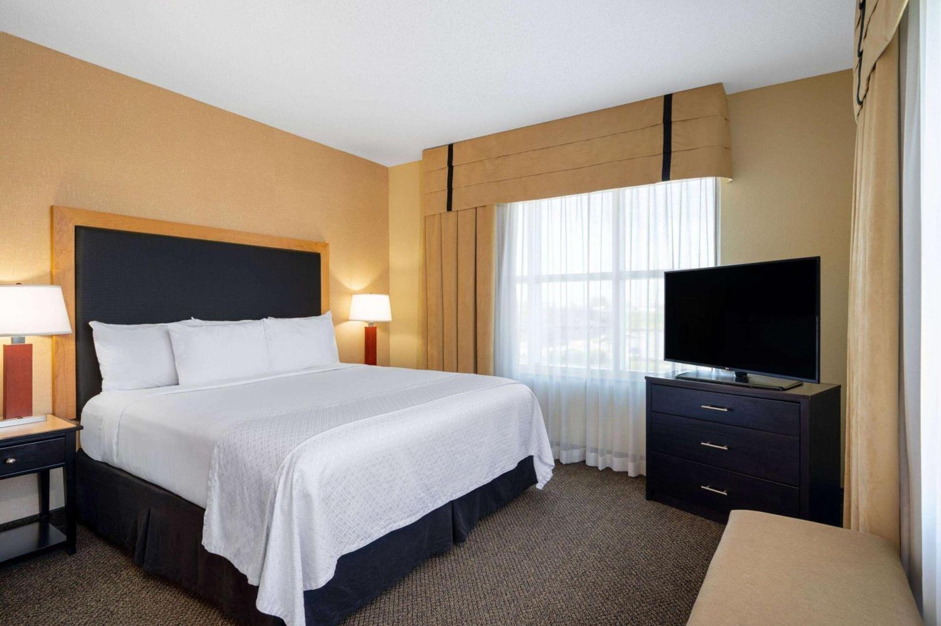 Wyndham Noblesville photo 8