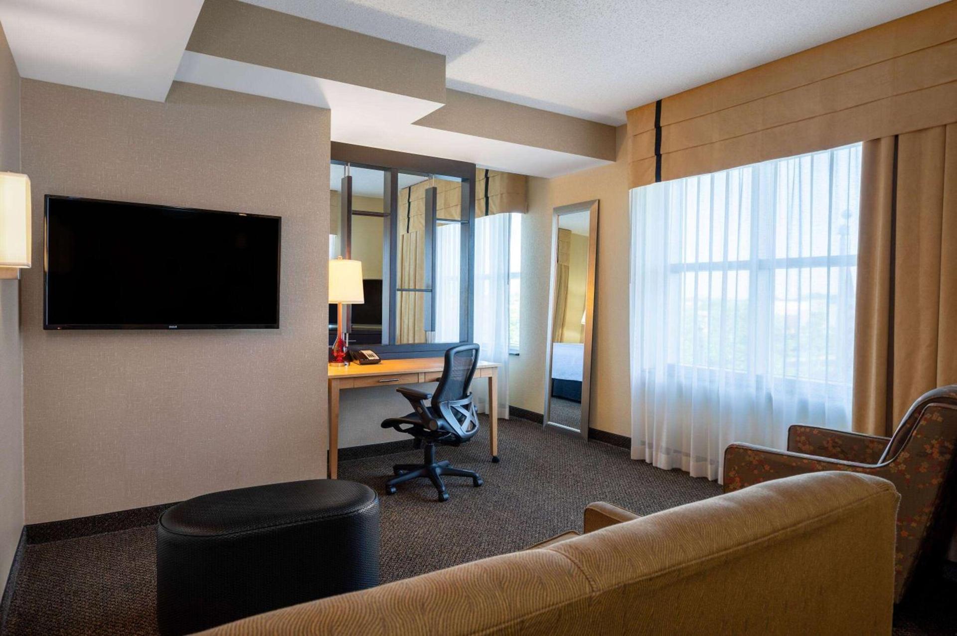 Wyndham Noblesville photo 10