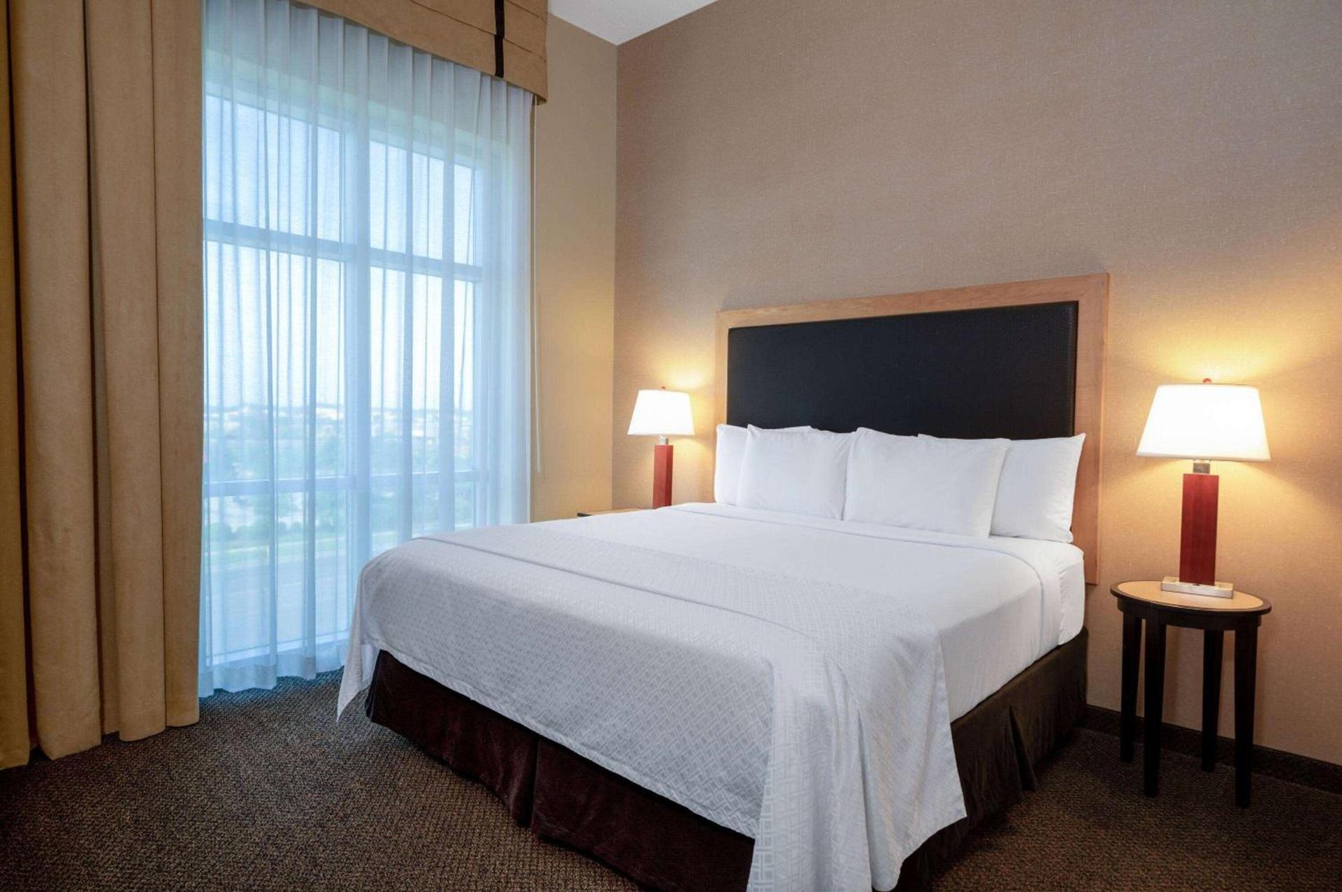 Wyndham Noblesville photo 14