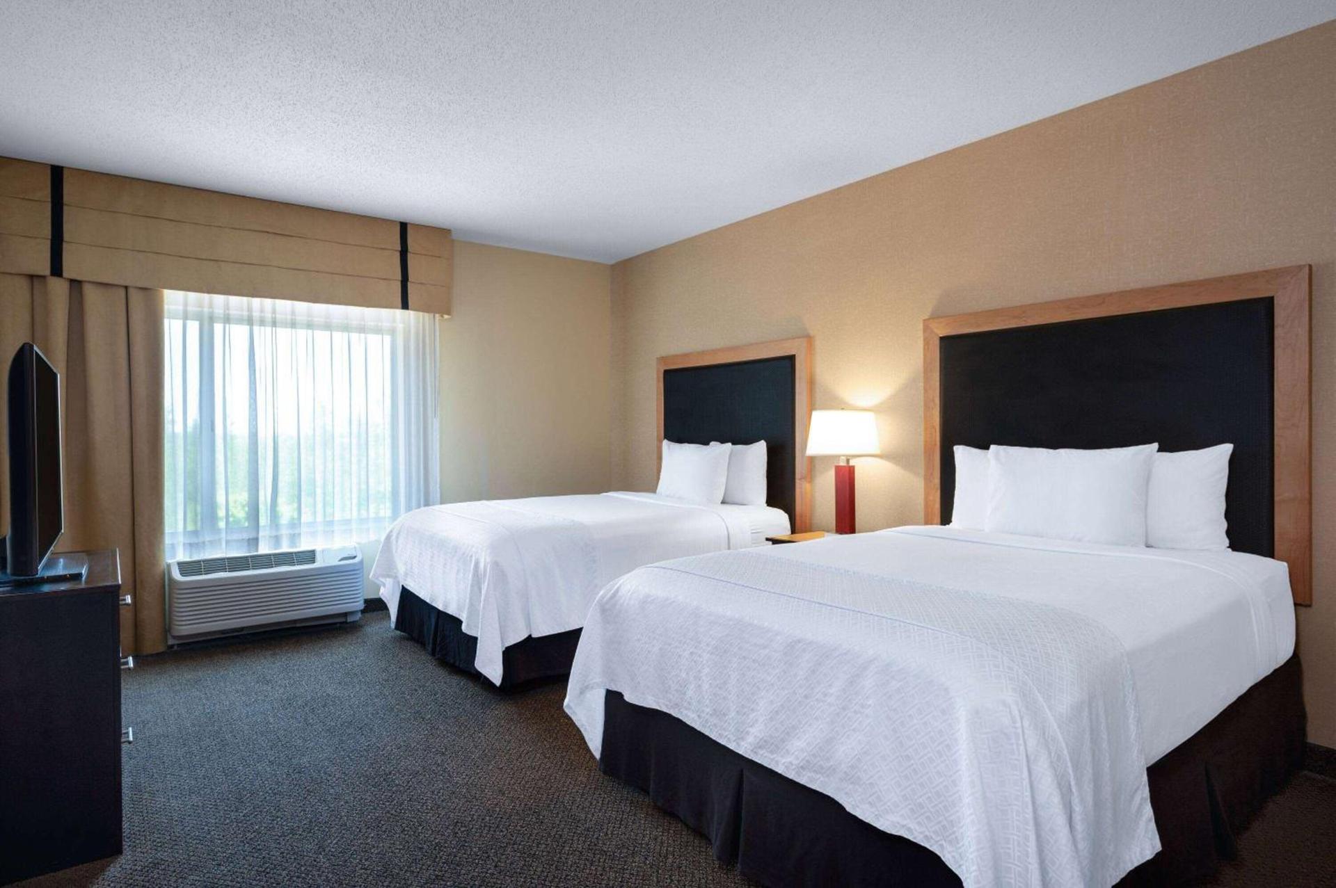 Wyndham Noblesville photo 16