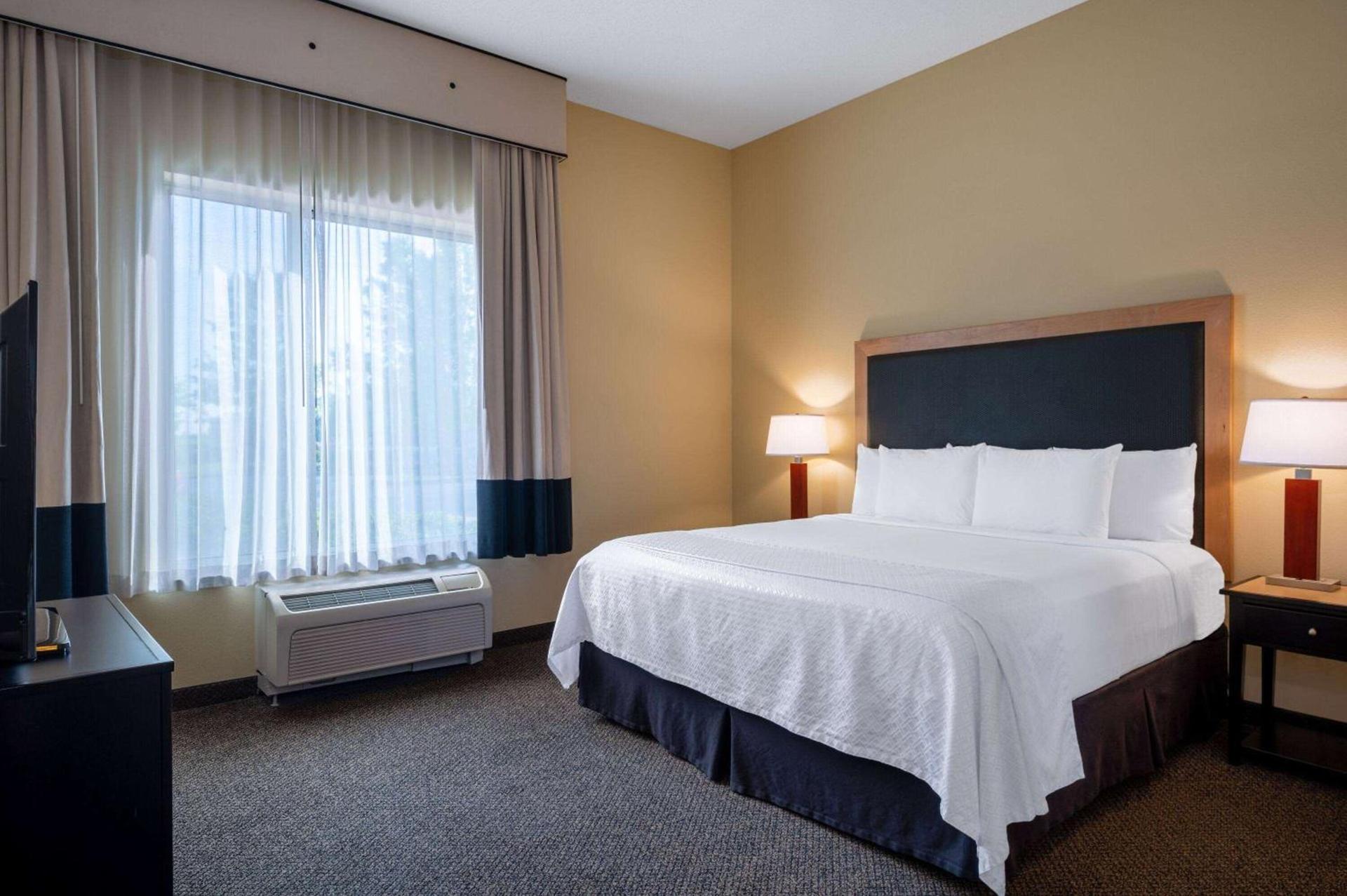 Wyndham Noblesville photo 17