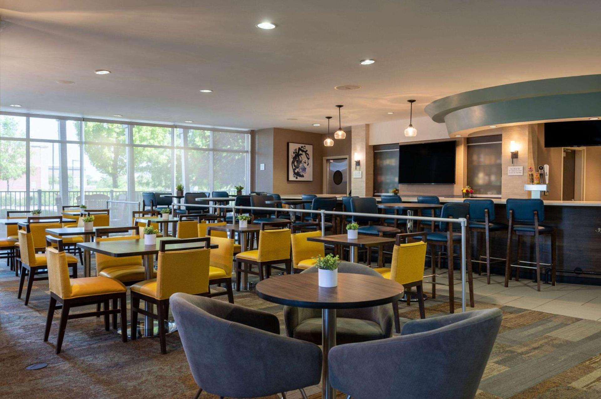 Wyndham Noblesville photo 30