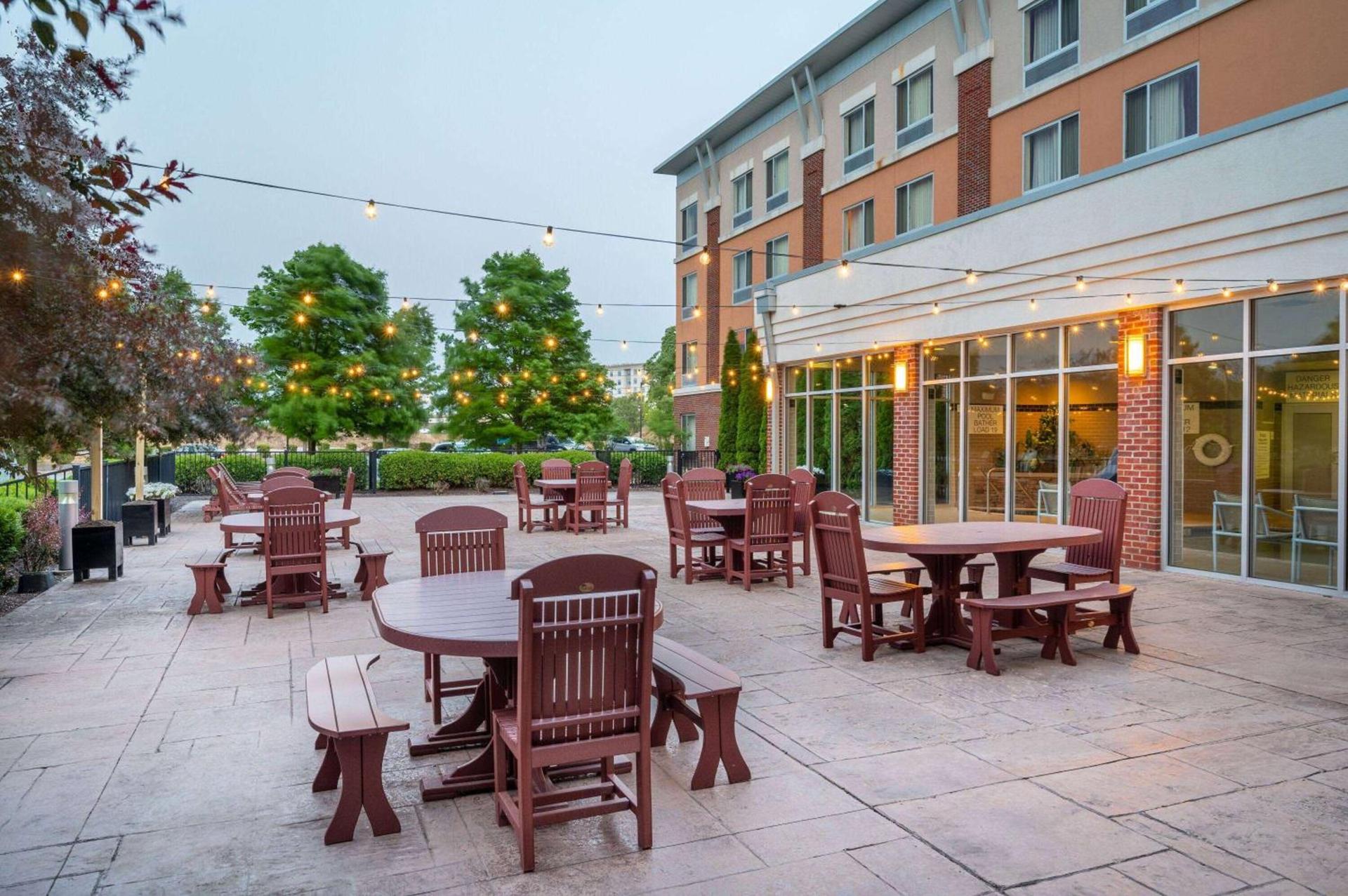 Wyndham Noblesville photo 39