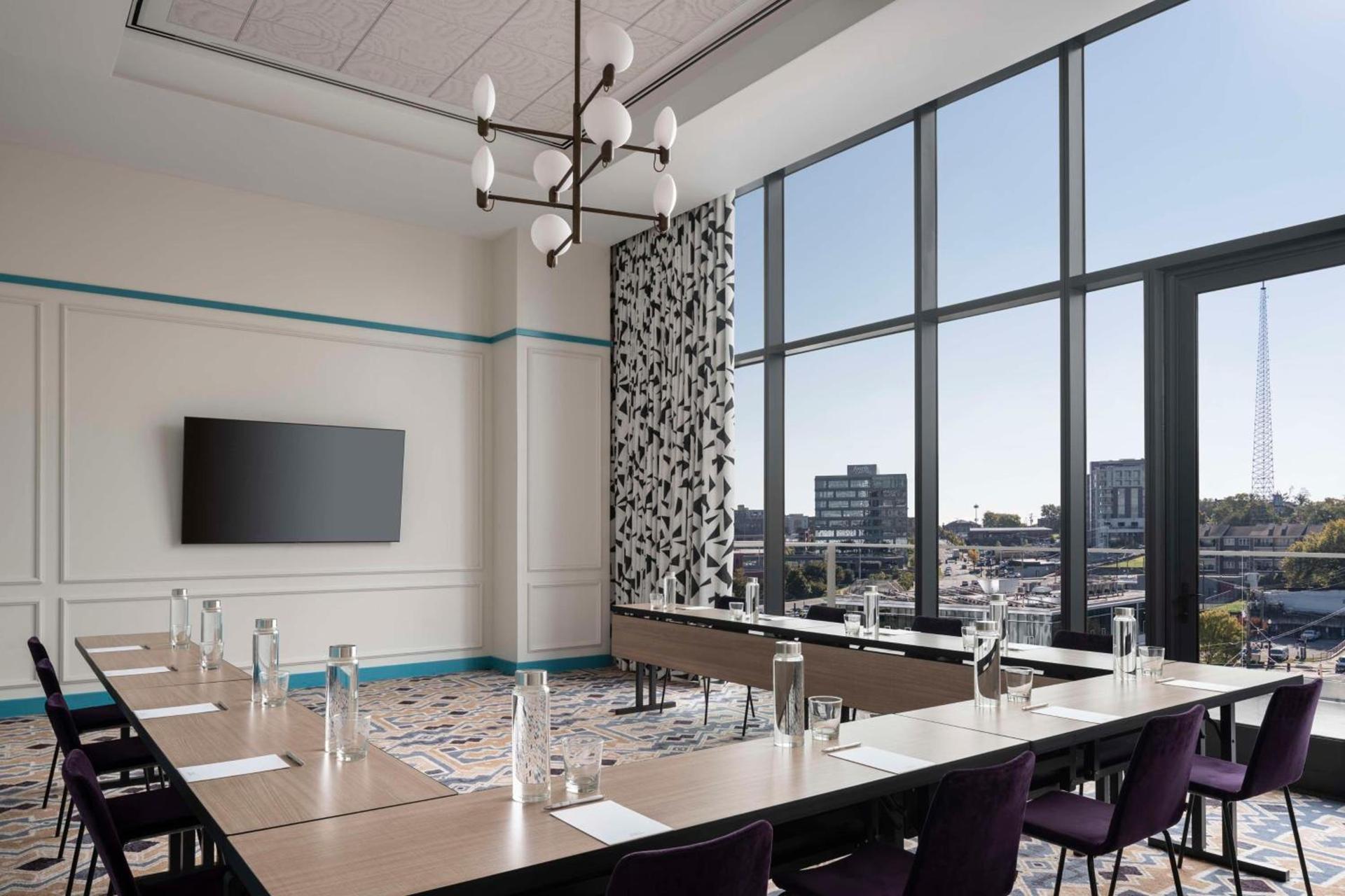 Hyatt Centric Downtown Nashville photo 8