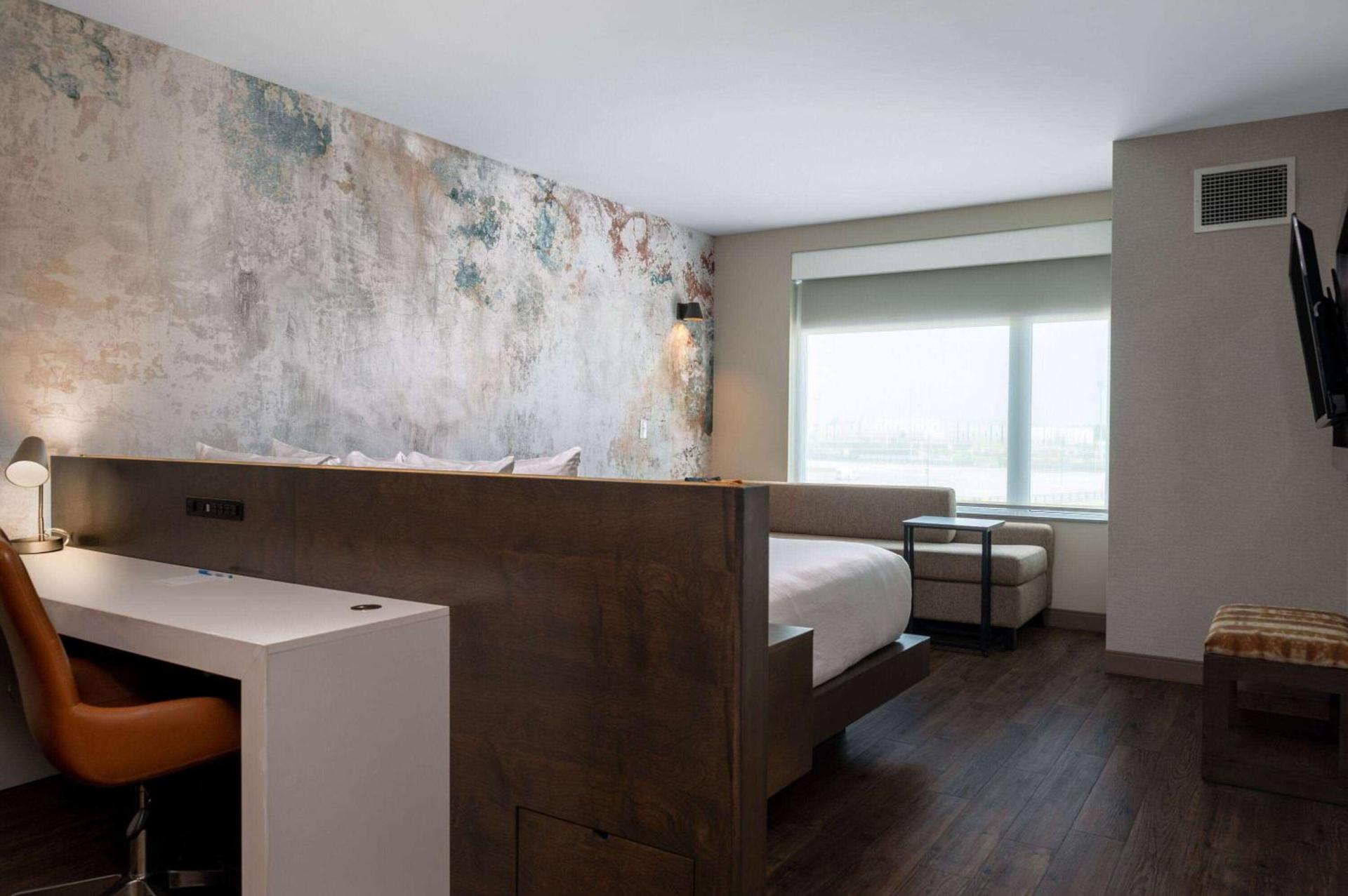 Wyndham Westfield photo 11