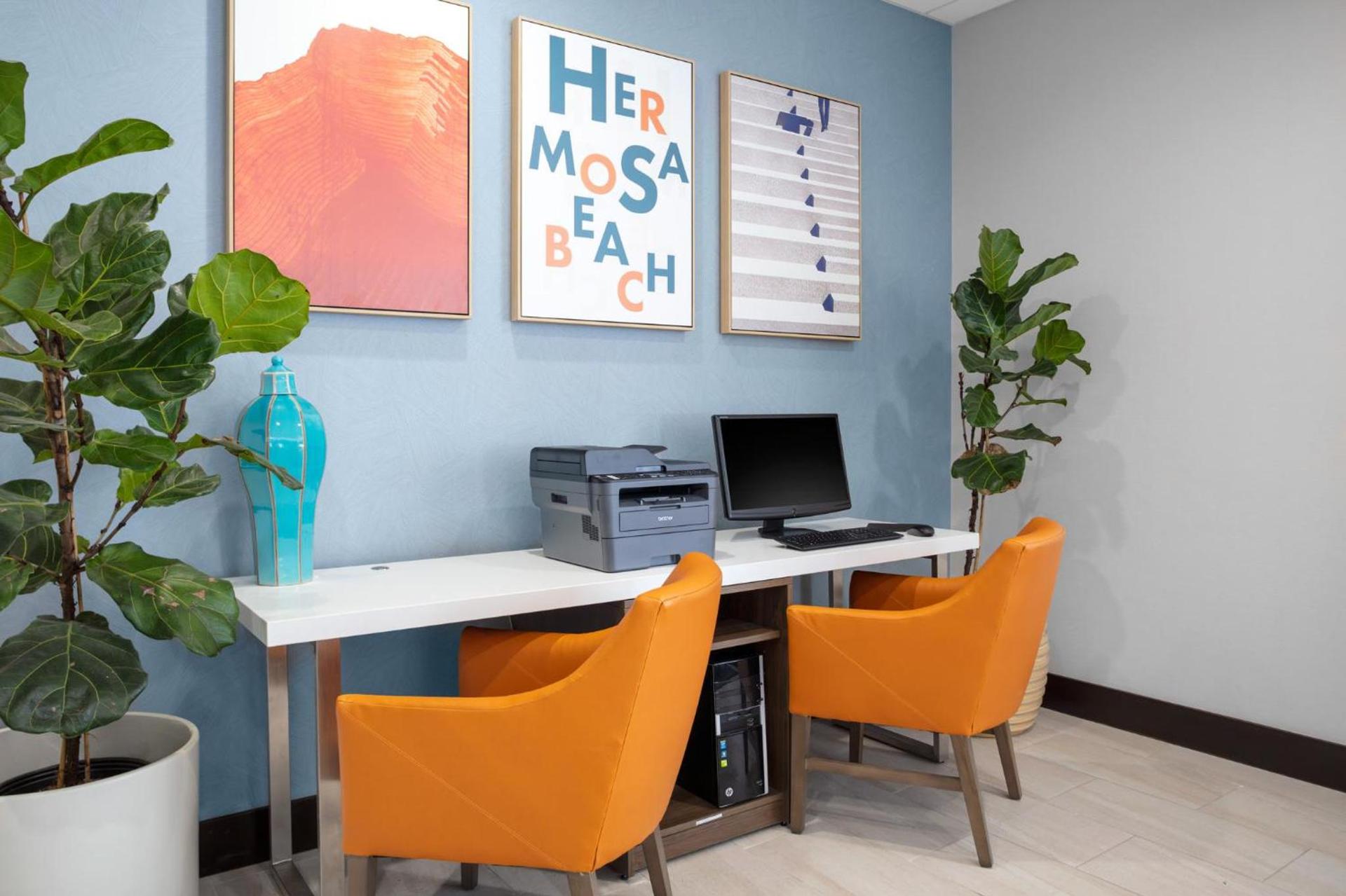 Holiday Inn Express Hotel & Suites Hermosa Beach by IHG photo 60