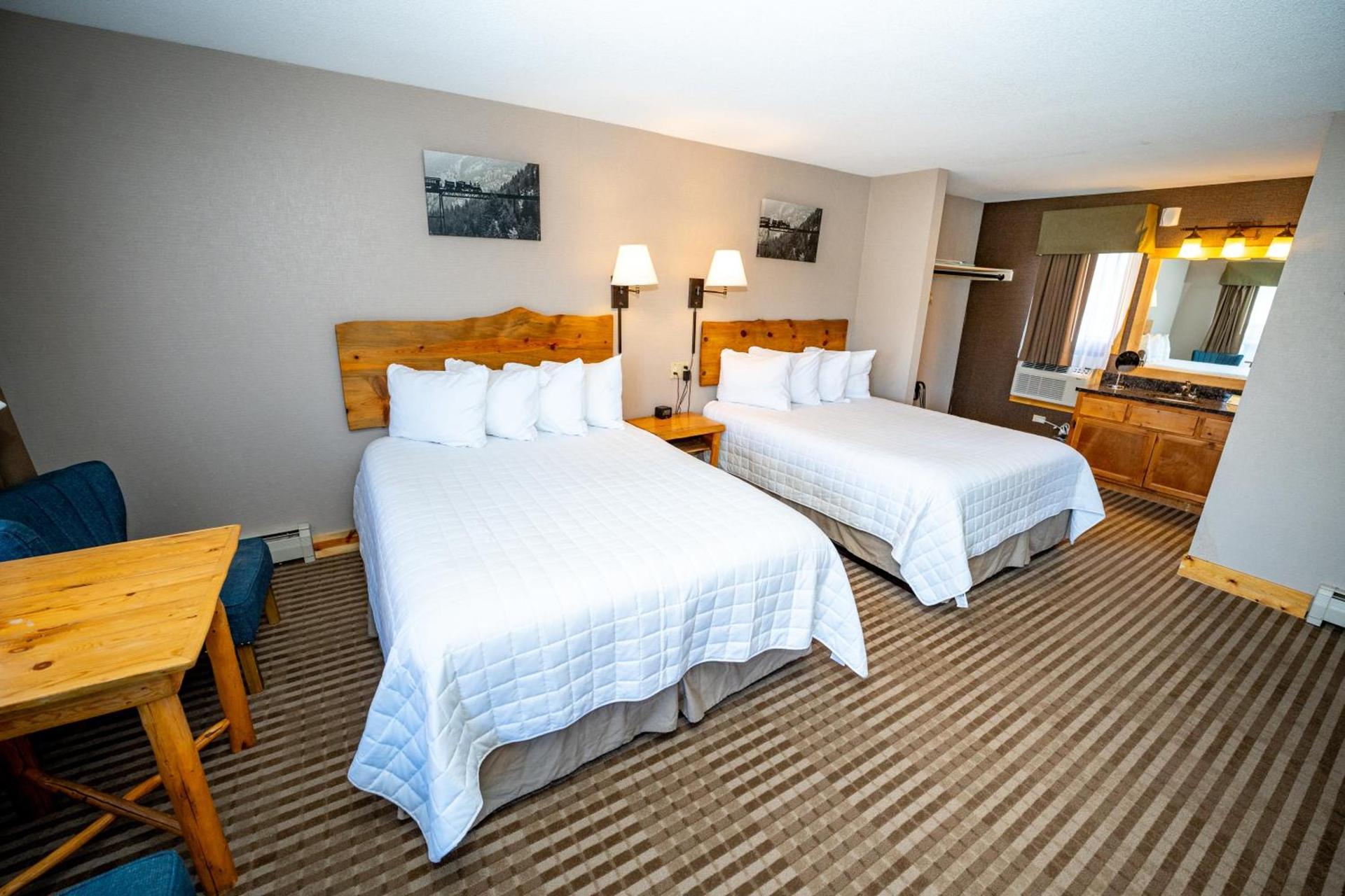 Hotel Estes photo 53