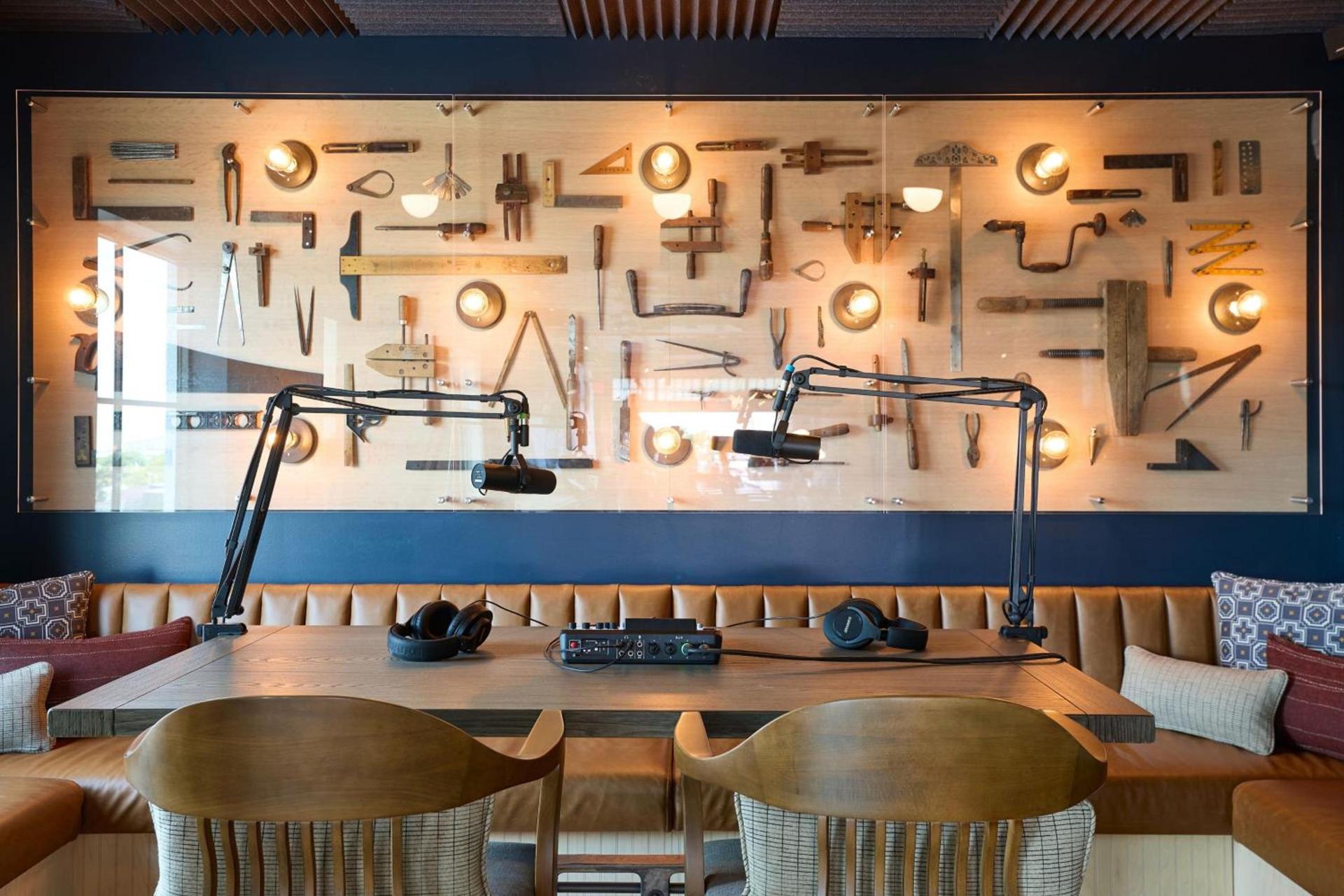 Moxy Charleston Downtown photo 37