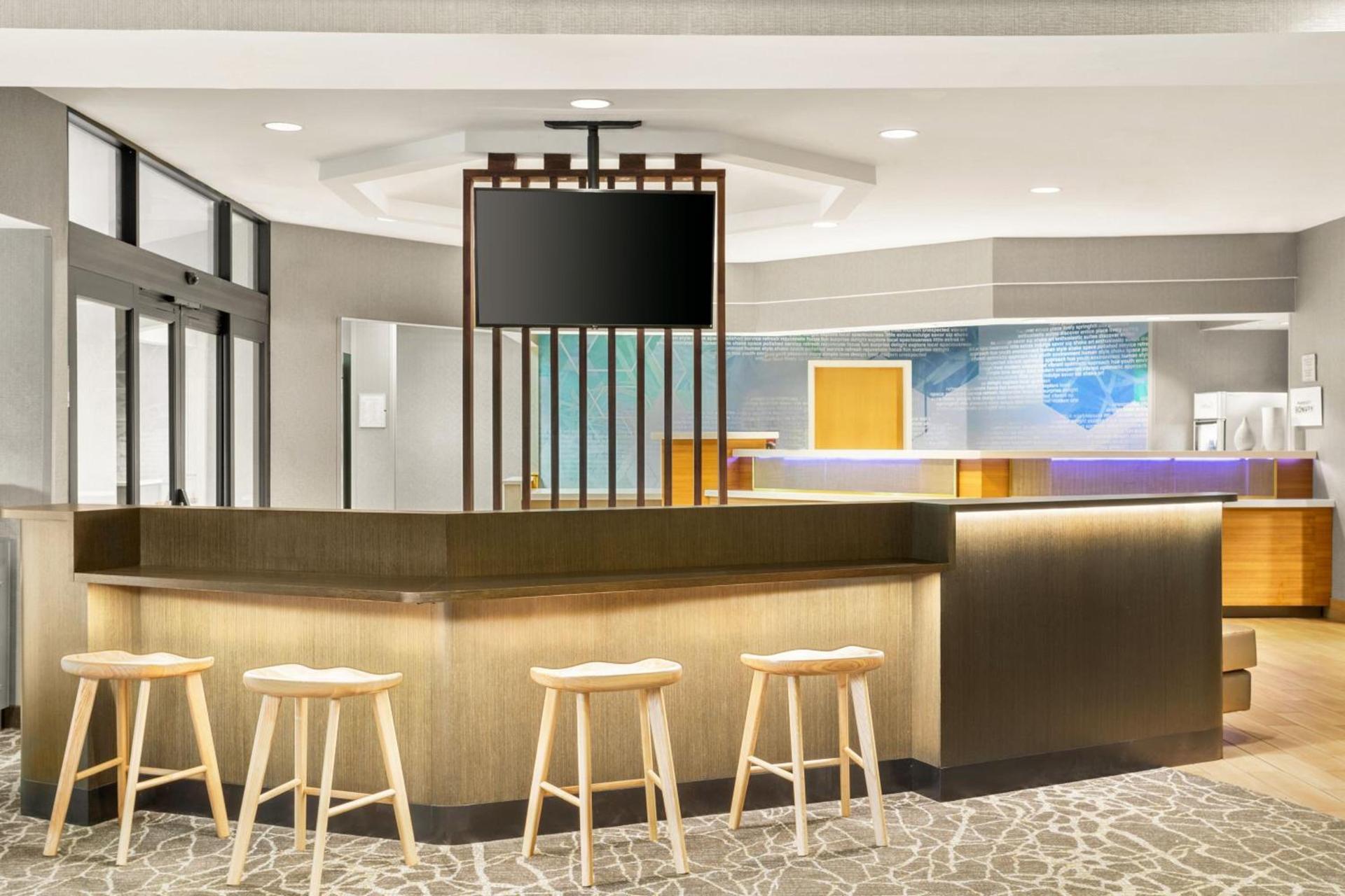 SpringHill Suites Boston Andover photo 4