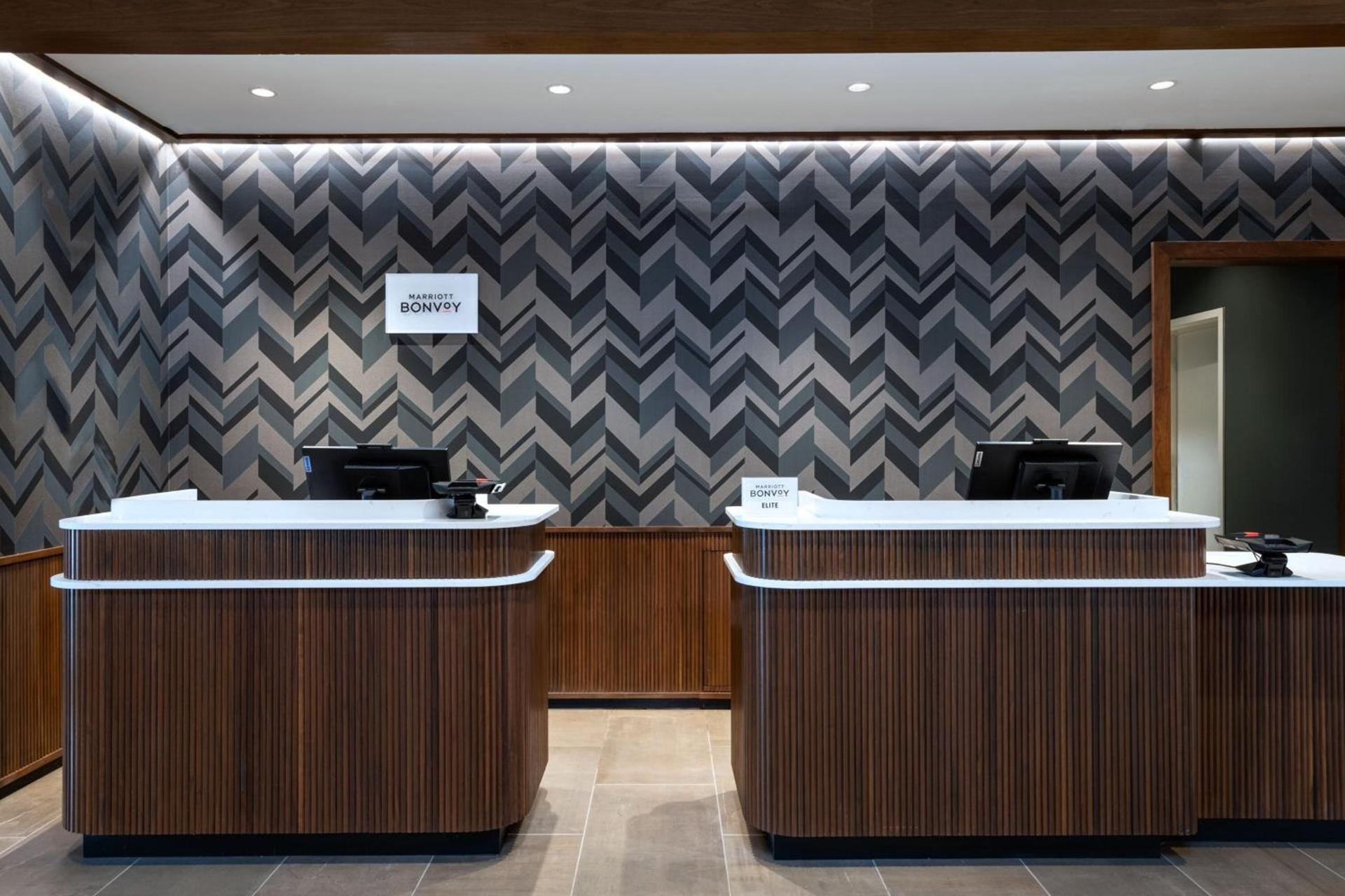 Courtyard by Marriott Austin Dripping Springs photo 2