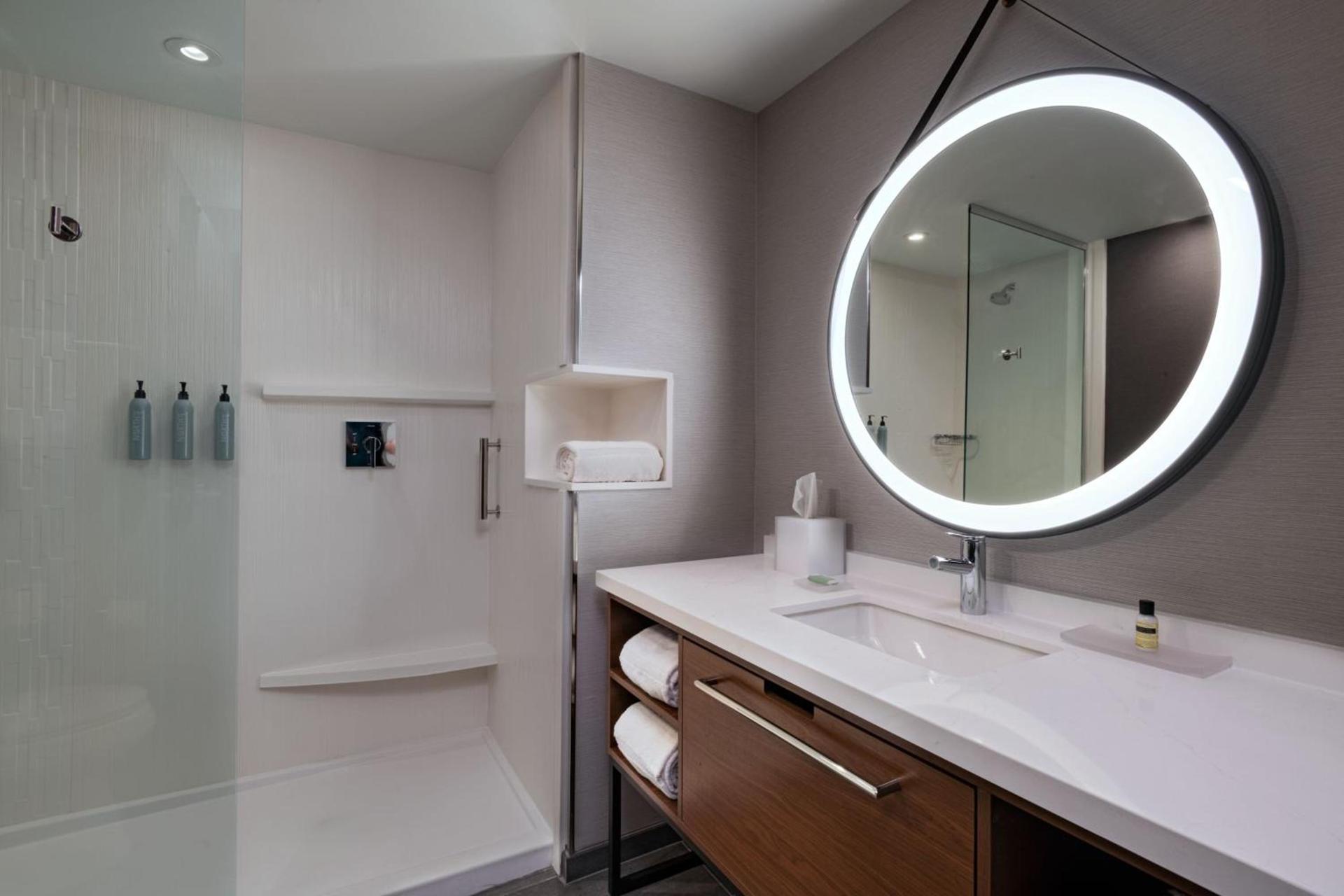 Courtyard by Marriott Austin Dripping Springs photo 13