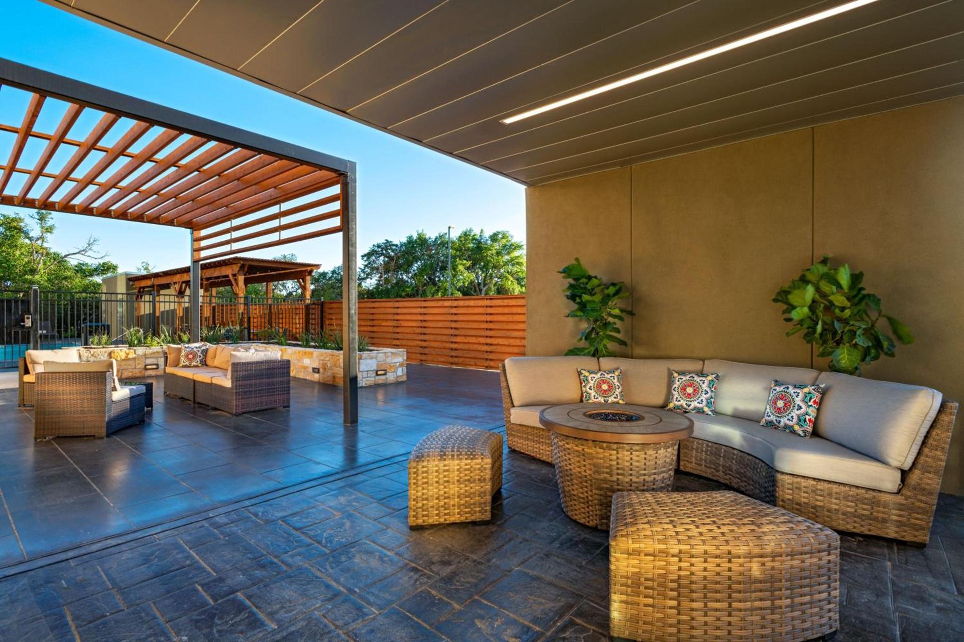 Courtyard by Marriott Austin Dripping Springs photo 25