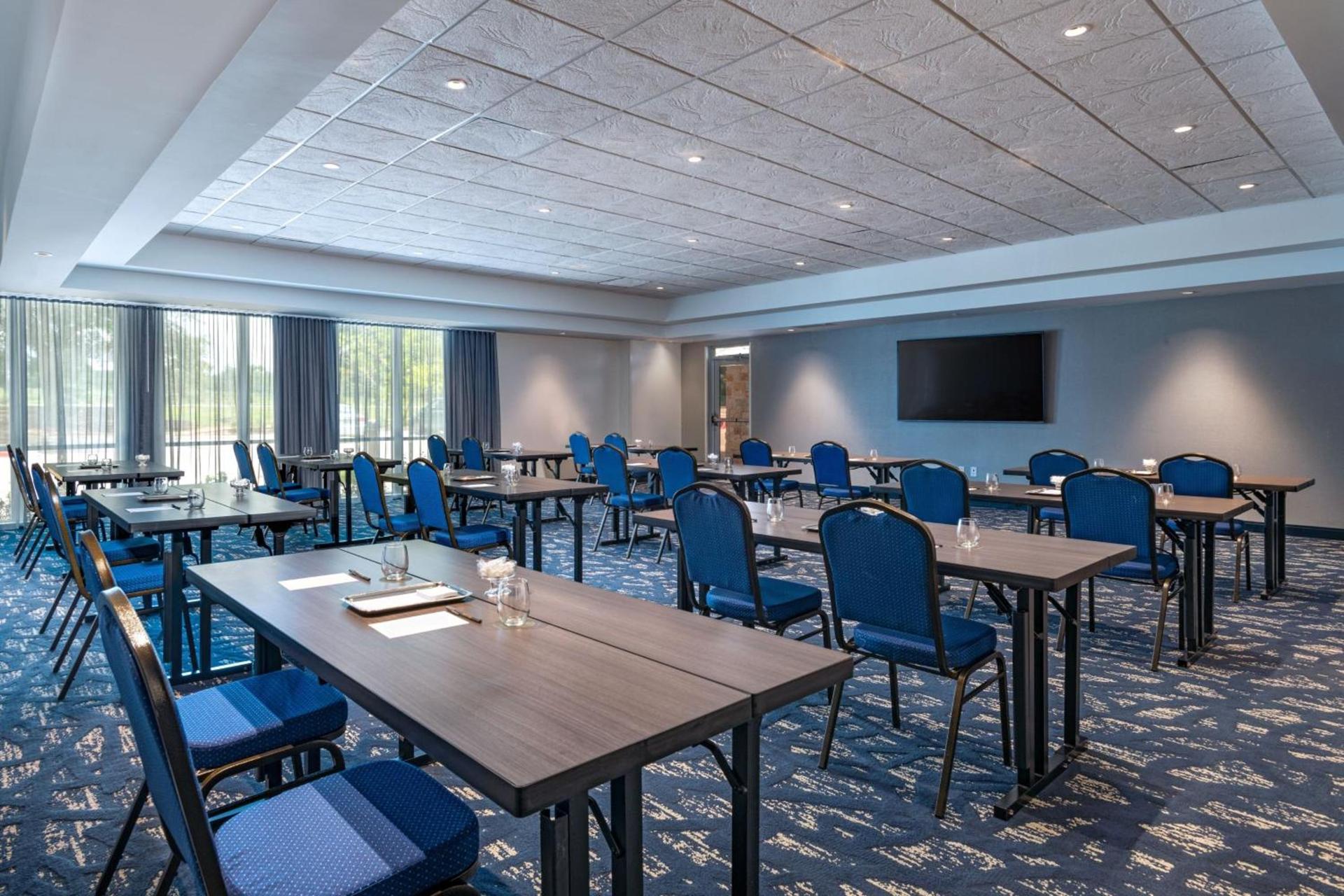 Courtyard by Marriott Austin Dripping Springs photo 34