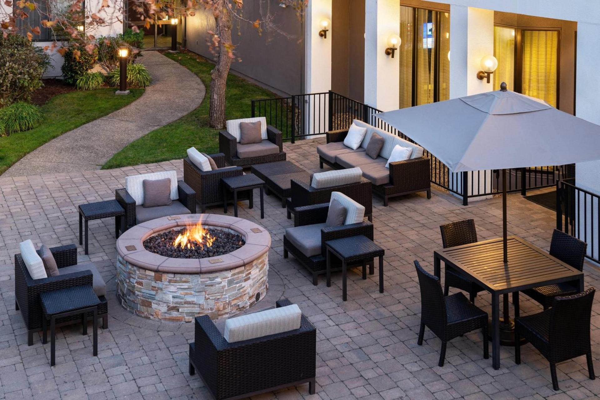 Courtyard by Marriott San Francisco Airport photo 4