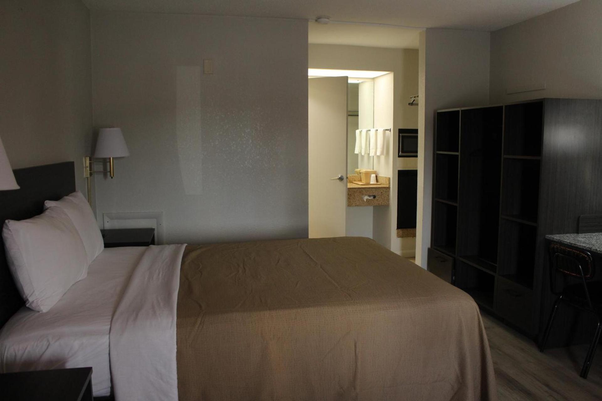 VIP Inn and Suites photo 7