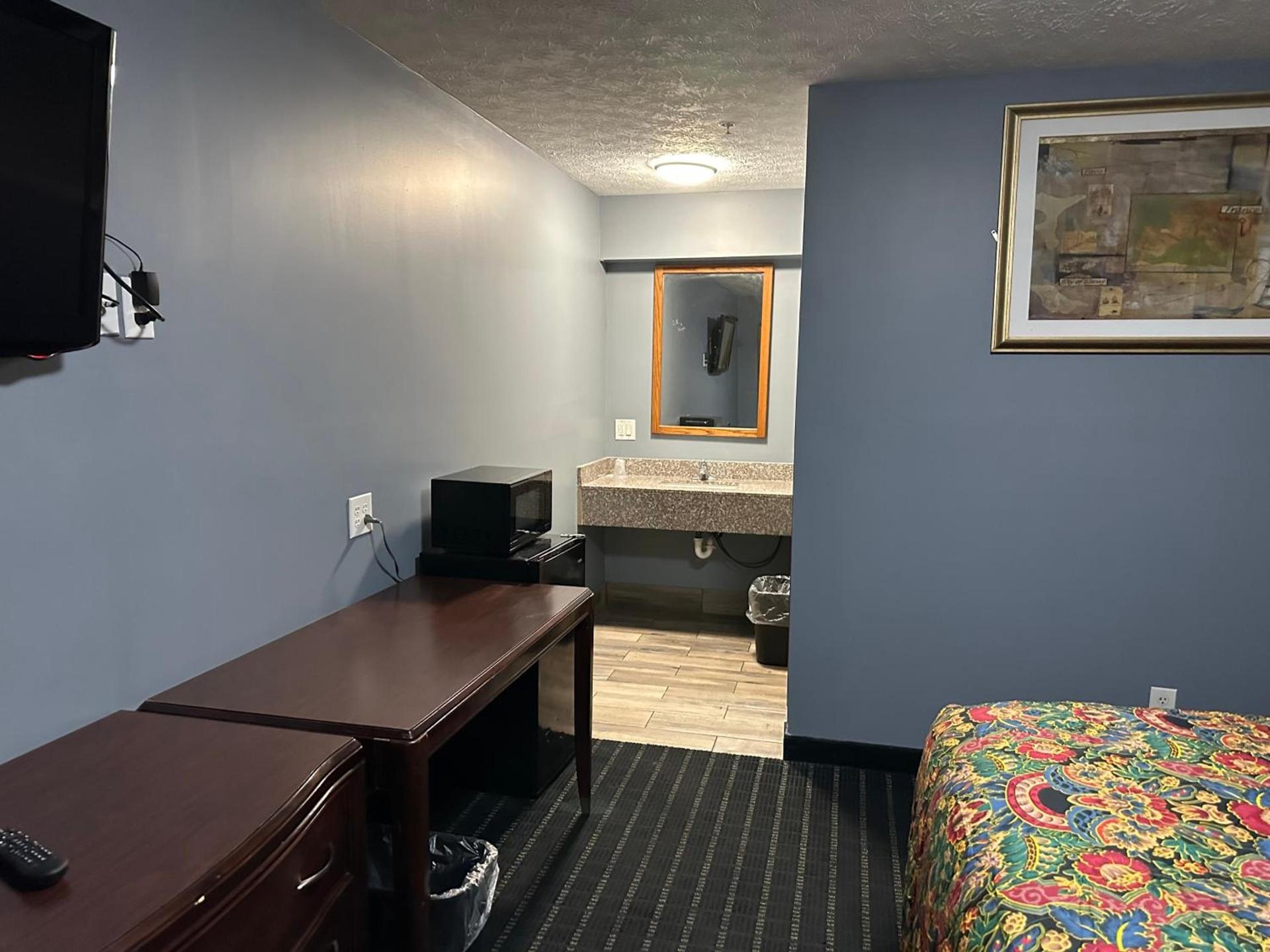 Marjon Motel photo 8
