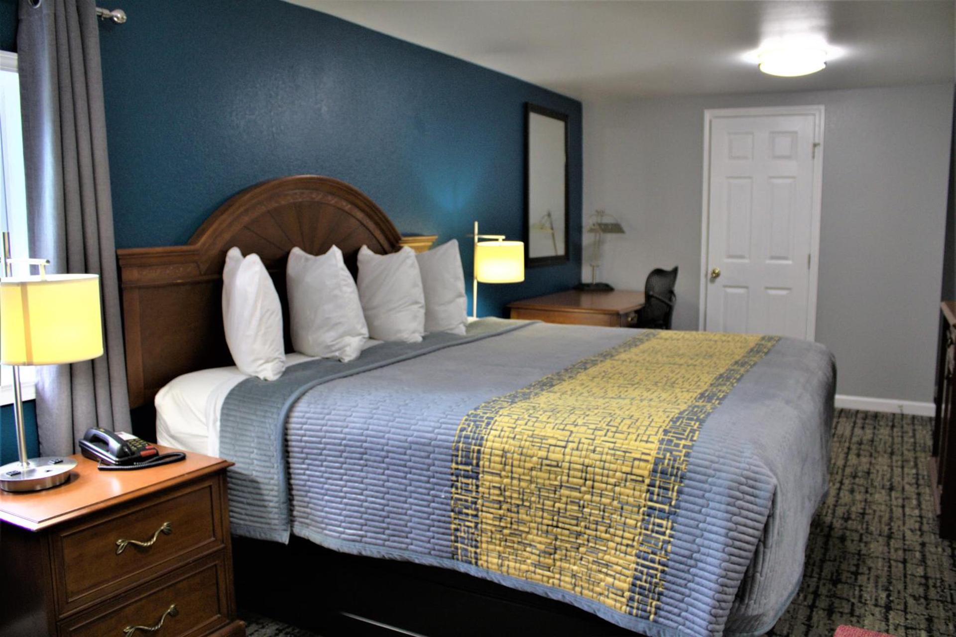 HavenPointe Inn & Suites photo 41