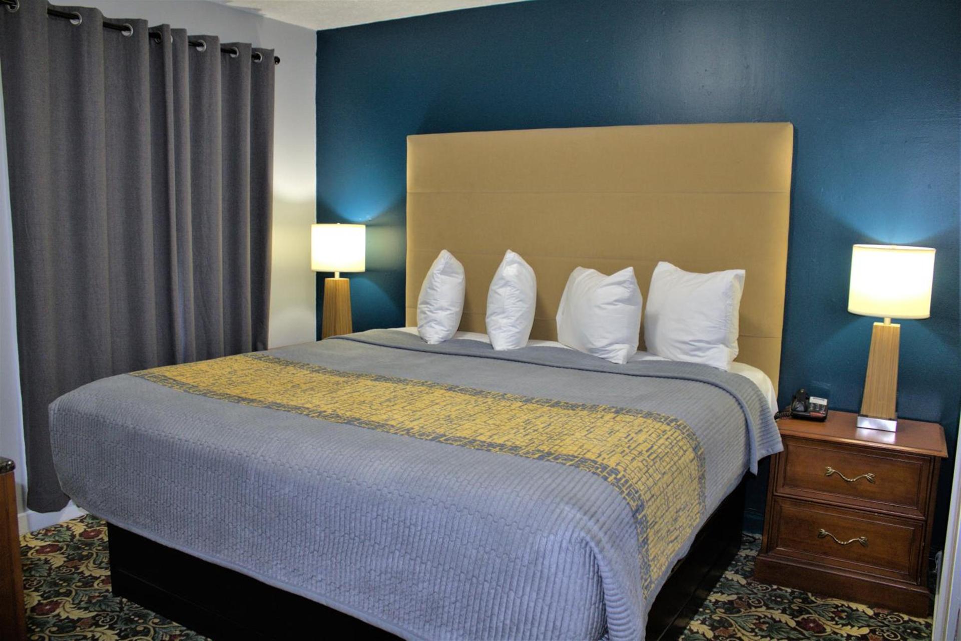 HavenPointe Inn & Suites photo 35