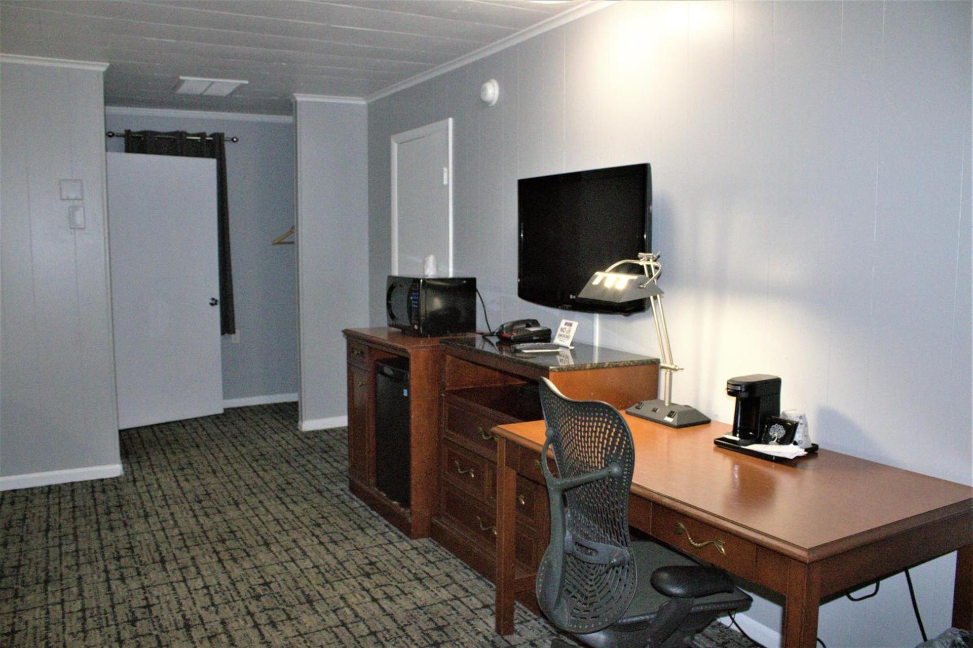 HavenPointe Inn & Suites photo 63