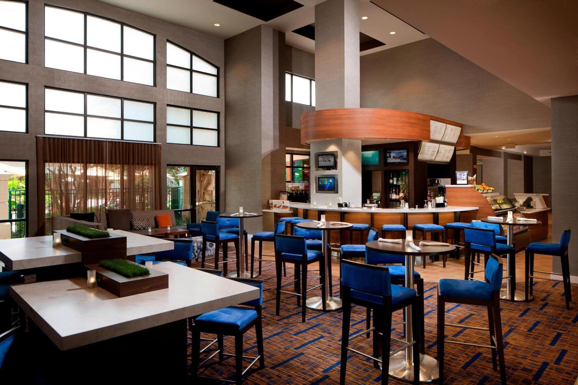 Courtyard by Marriott Orlando Lake Buena Vista in the Marriott Village photo 29