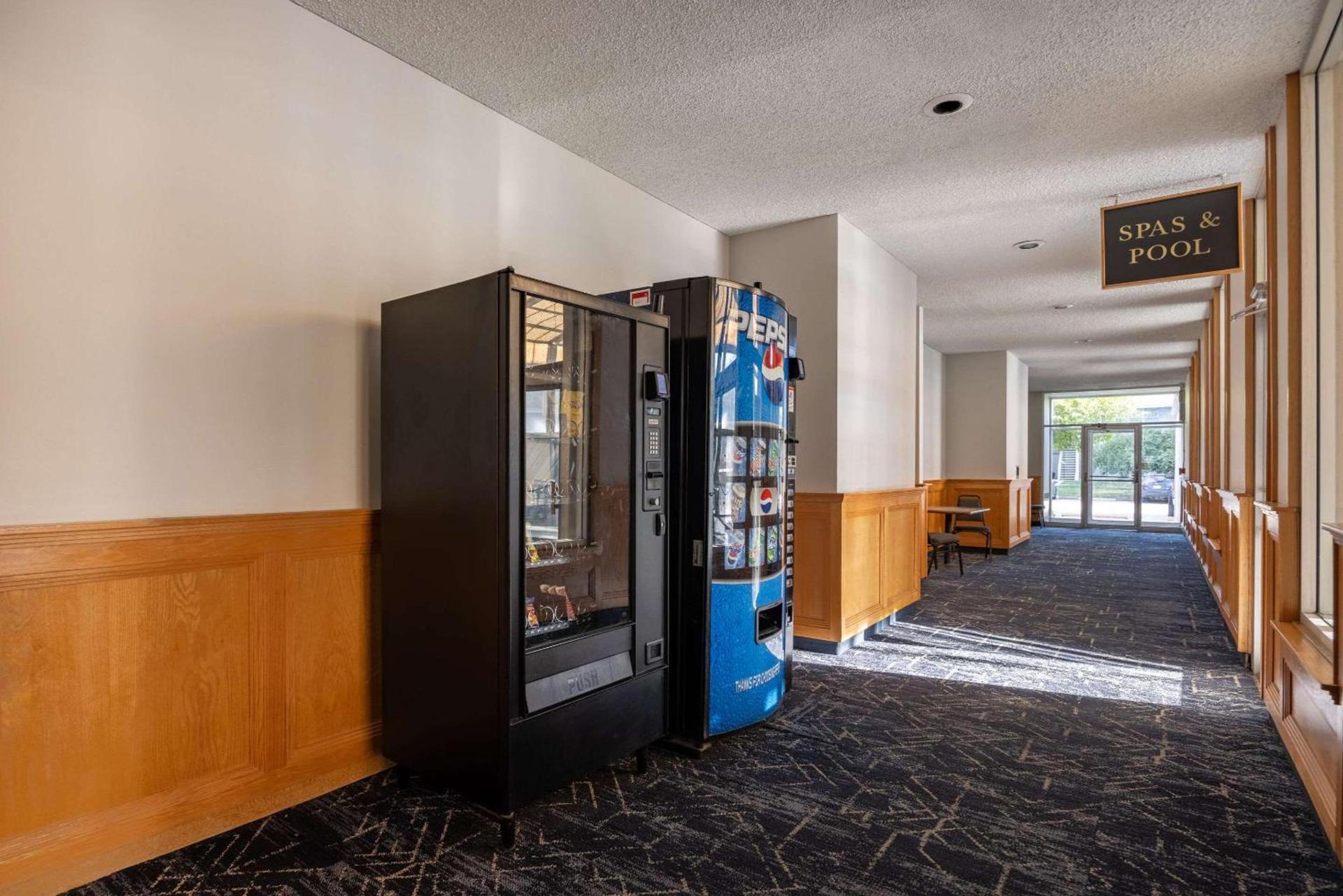 Suburban Studios Canon City photo 22