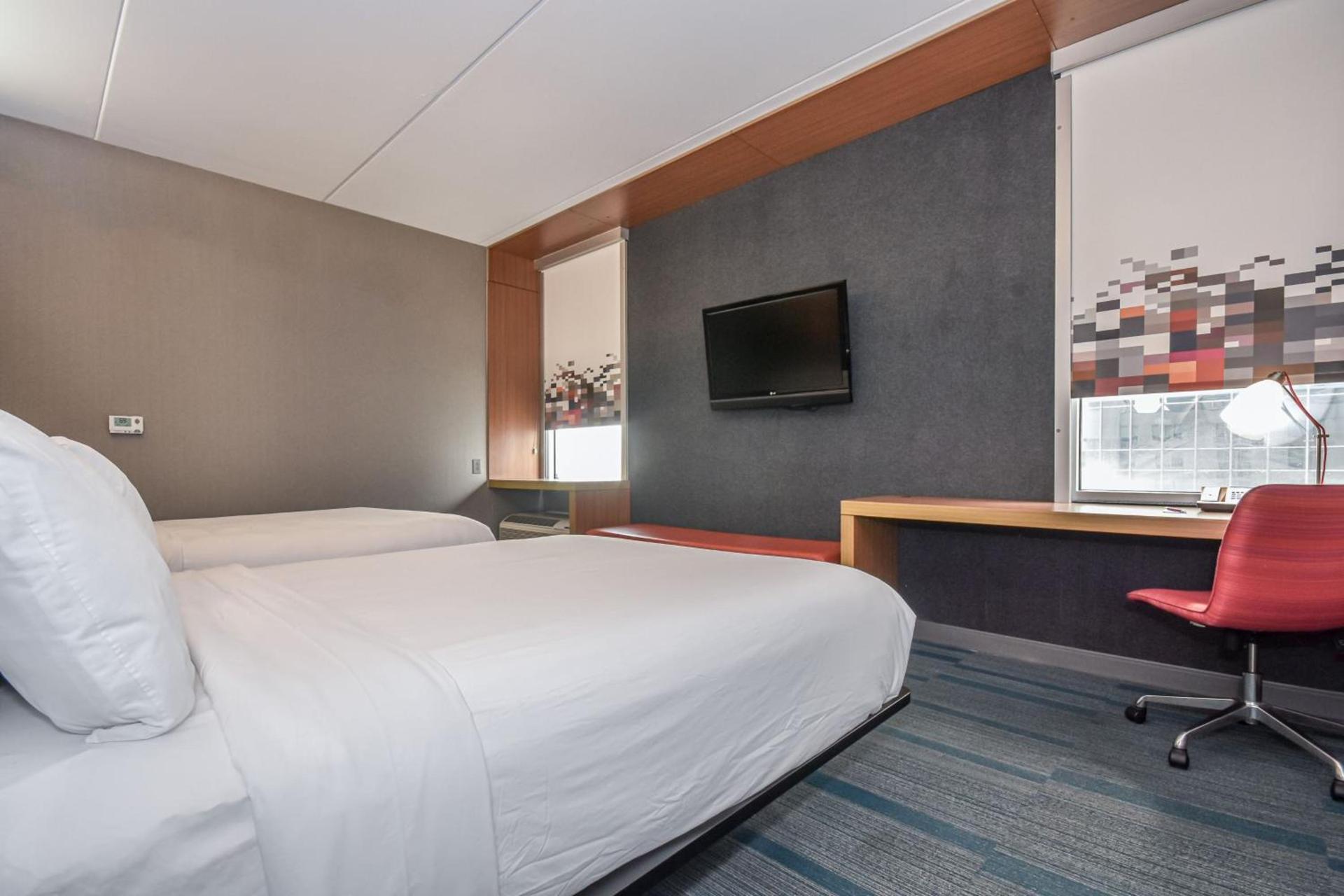 Aloft by Marriott Charlotte City Center photo 7
