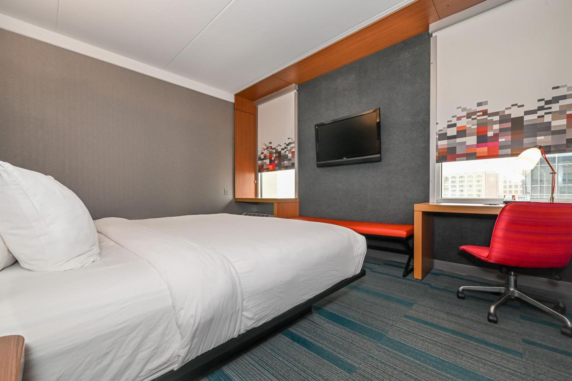 Aloft by Marriott Charlotte City Center photo 9