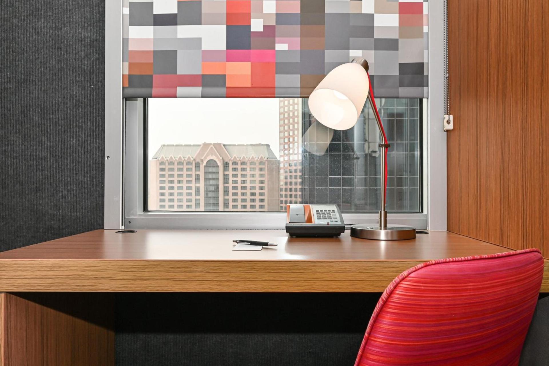 Aloft by Marriott Charlotte City Center photo 10