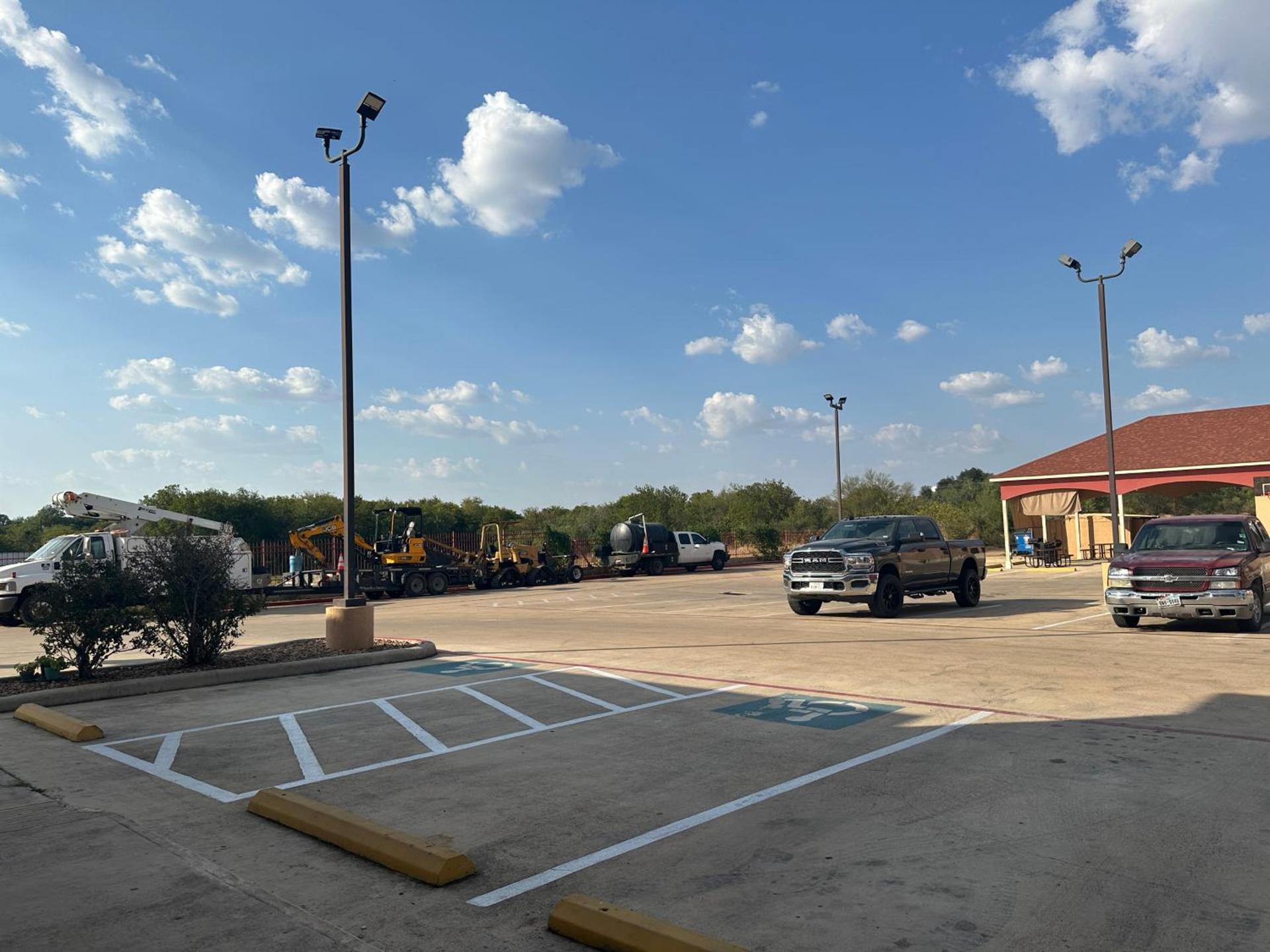 Executive Inn & Suites photo 18