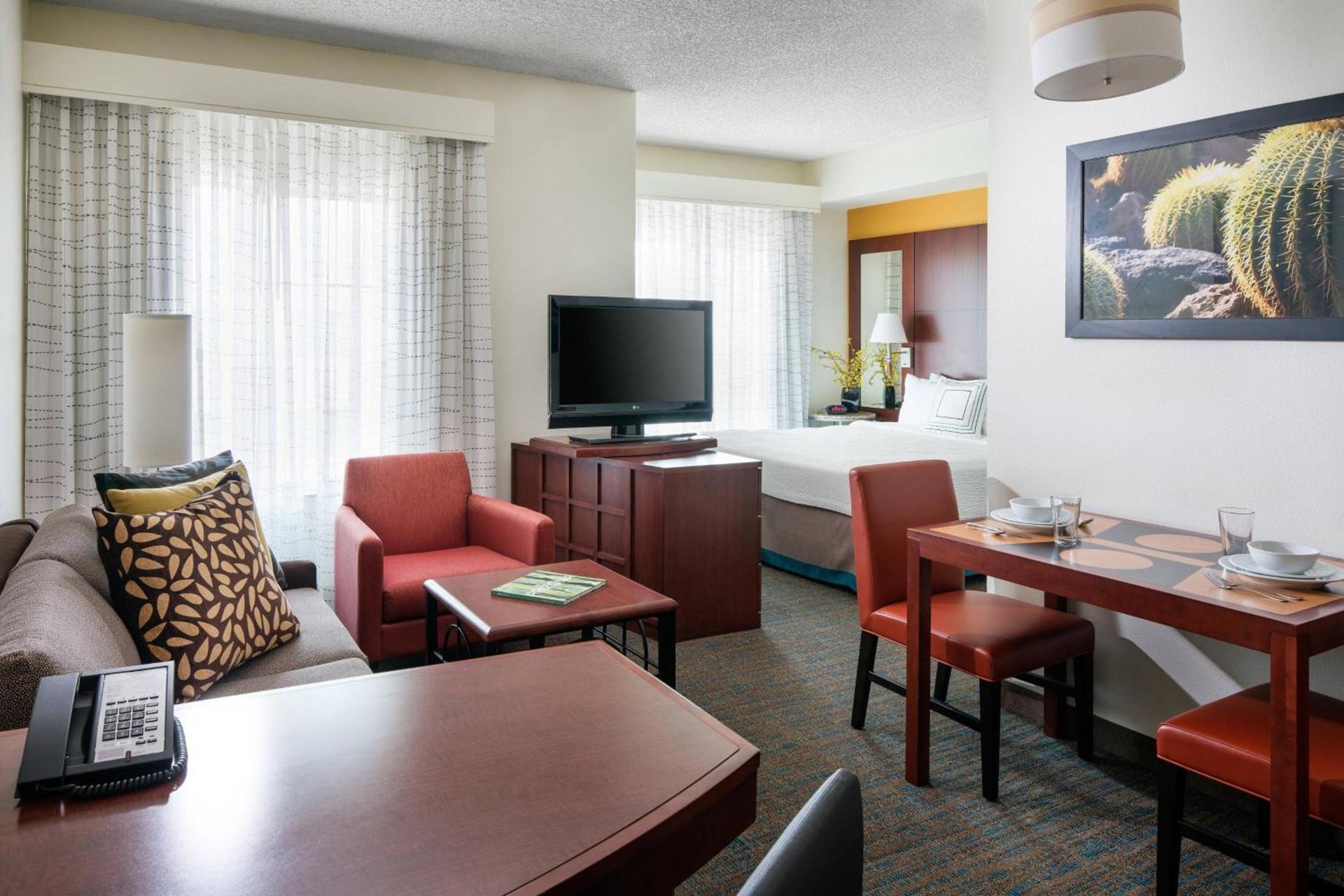 Residence Inn Phoenix Desert View at Mayo Clinic photo 9