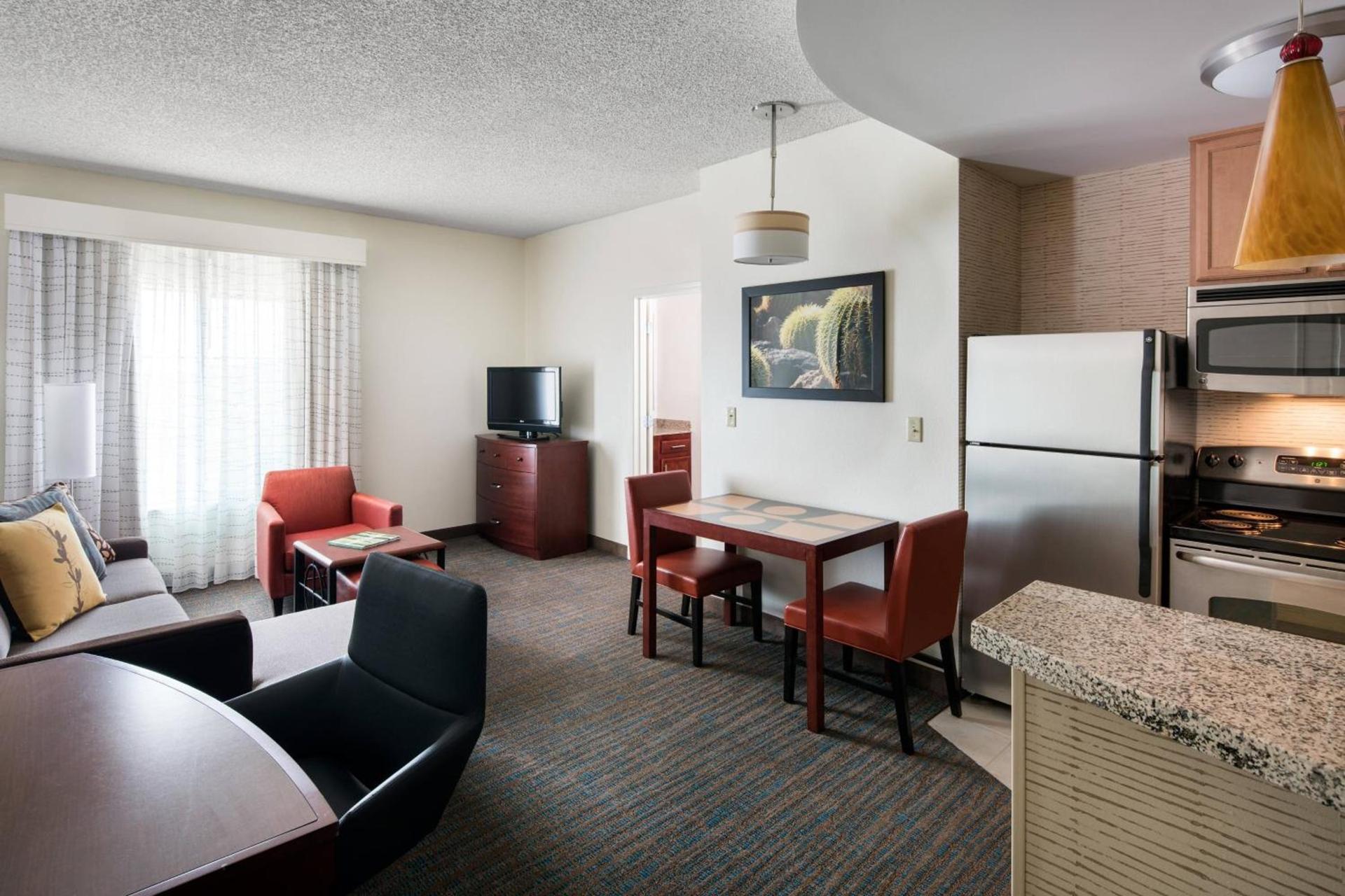 Residence Inn Phoenix Desert View at Mayo Clinic photo 12