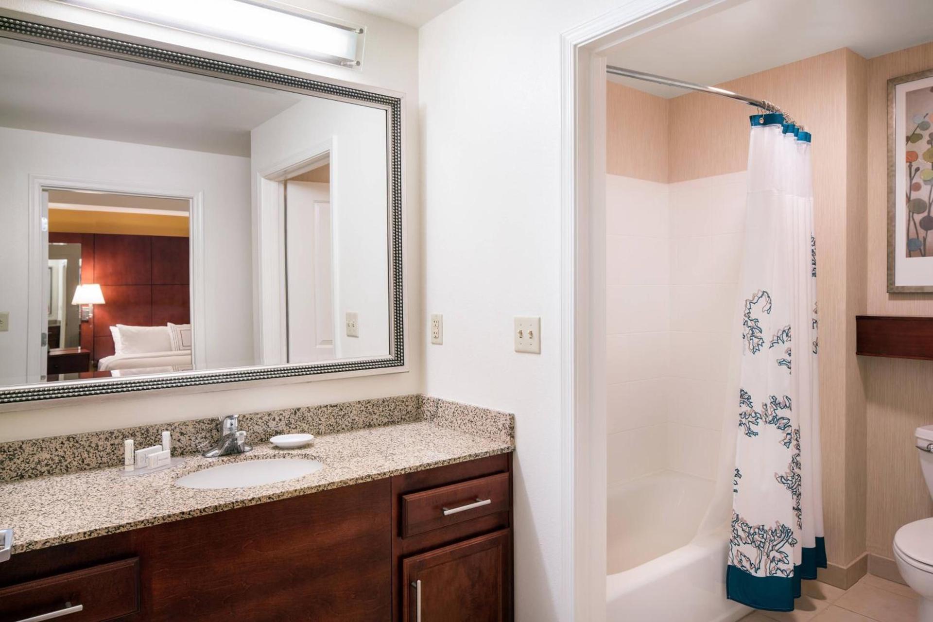 Residence Inn Phoenix Desert View at Mayo Clinic photo 16